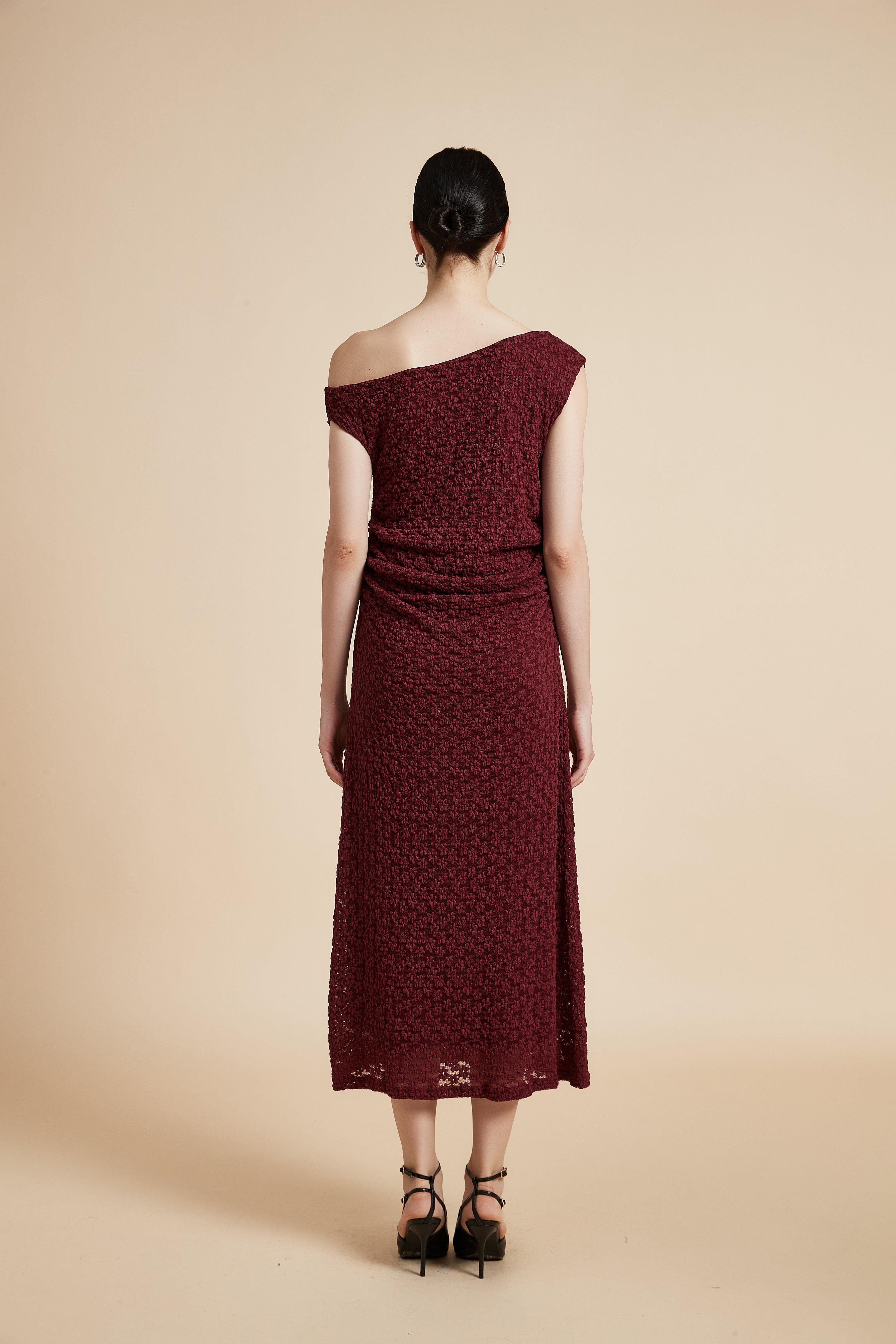 Sleeveless Midi Dress with Bold Flowers