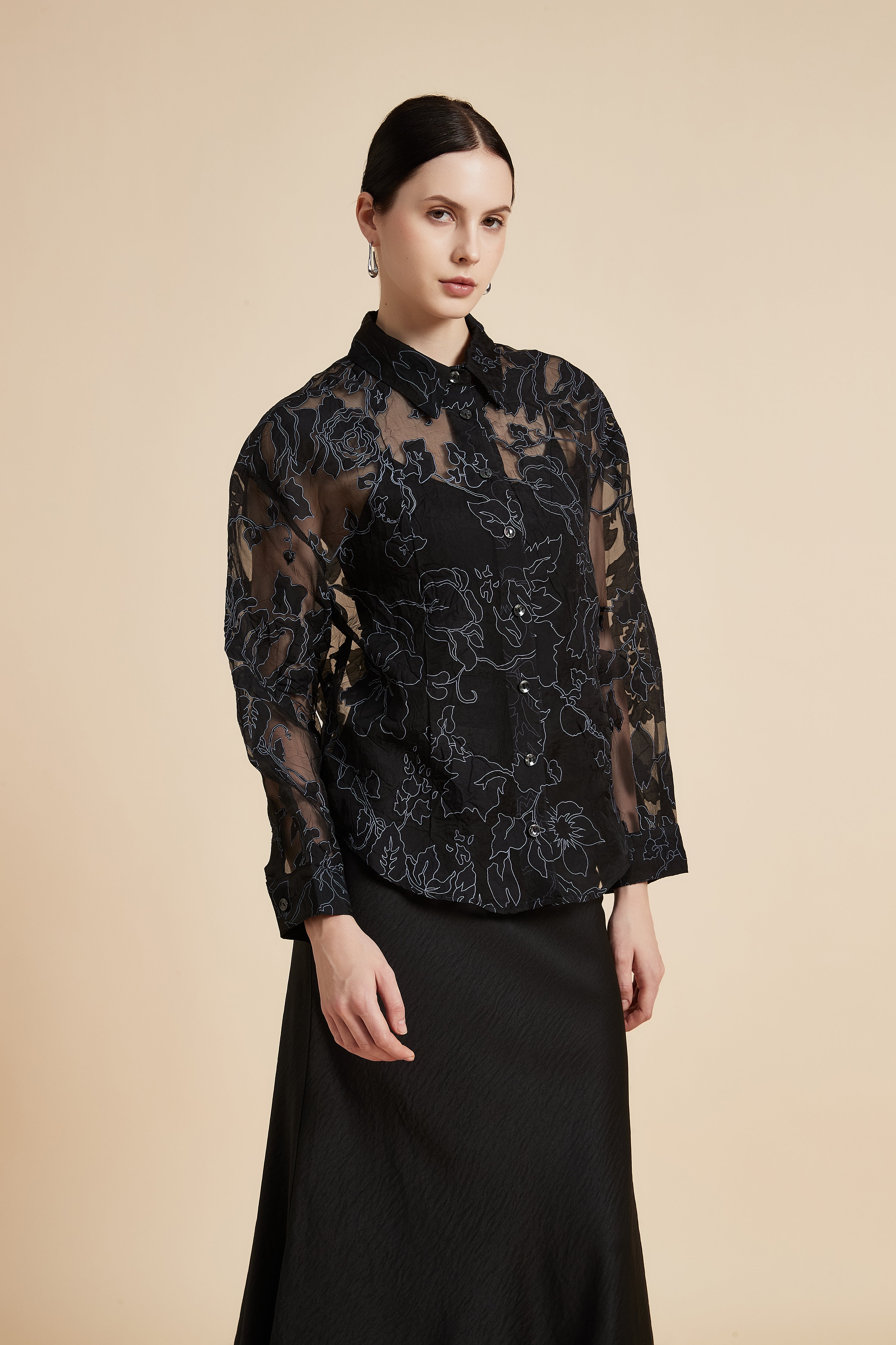 Long Sleeve Shirt with Collar