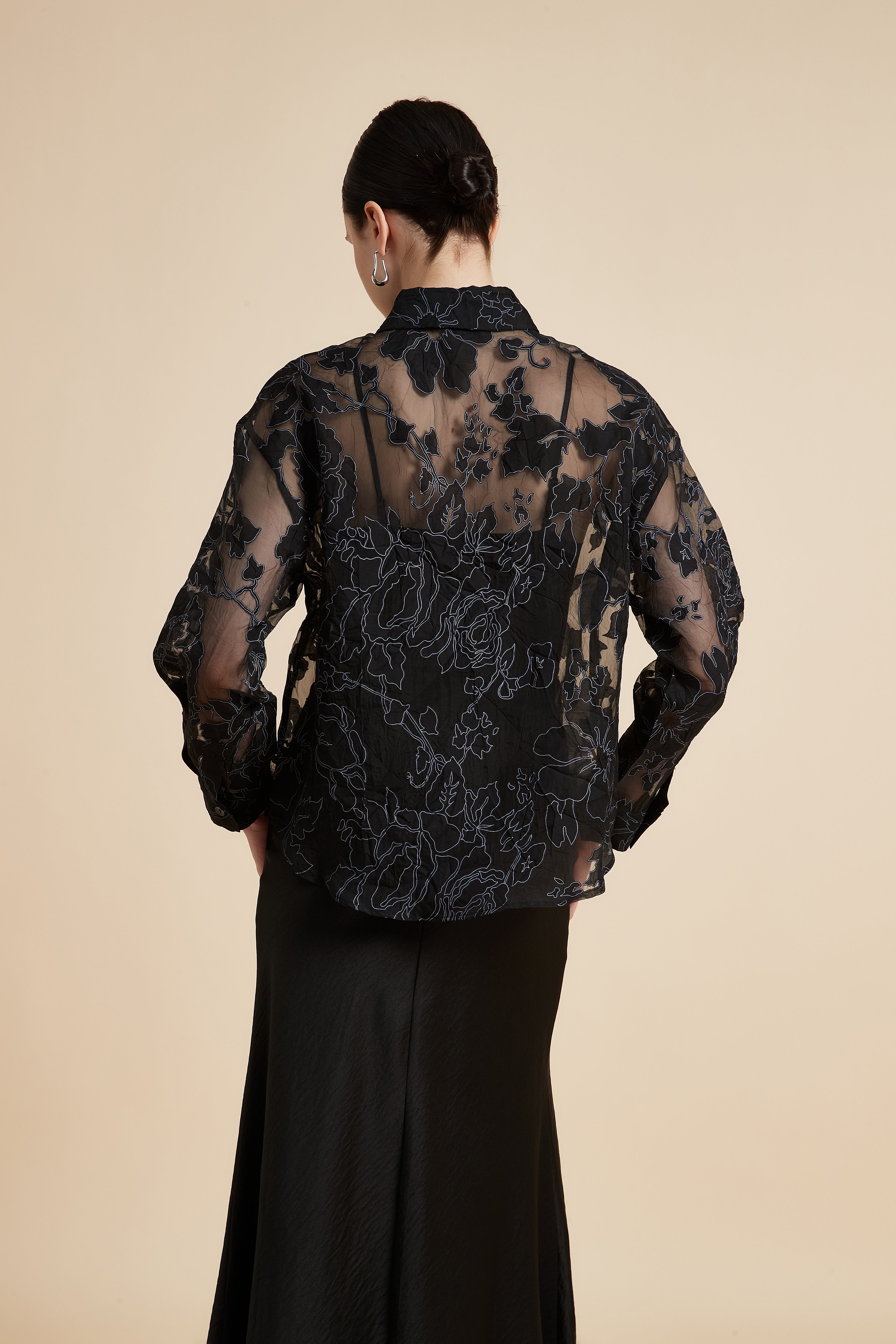 Long Sleeve Shirt with Collar