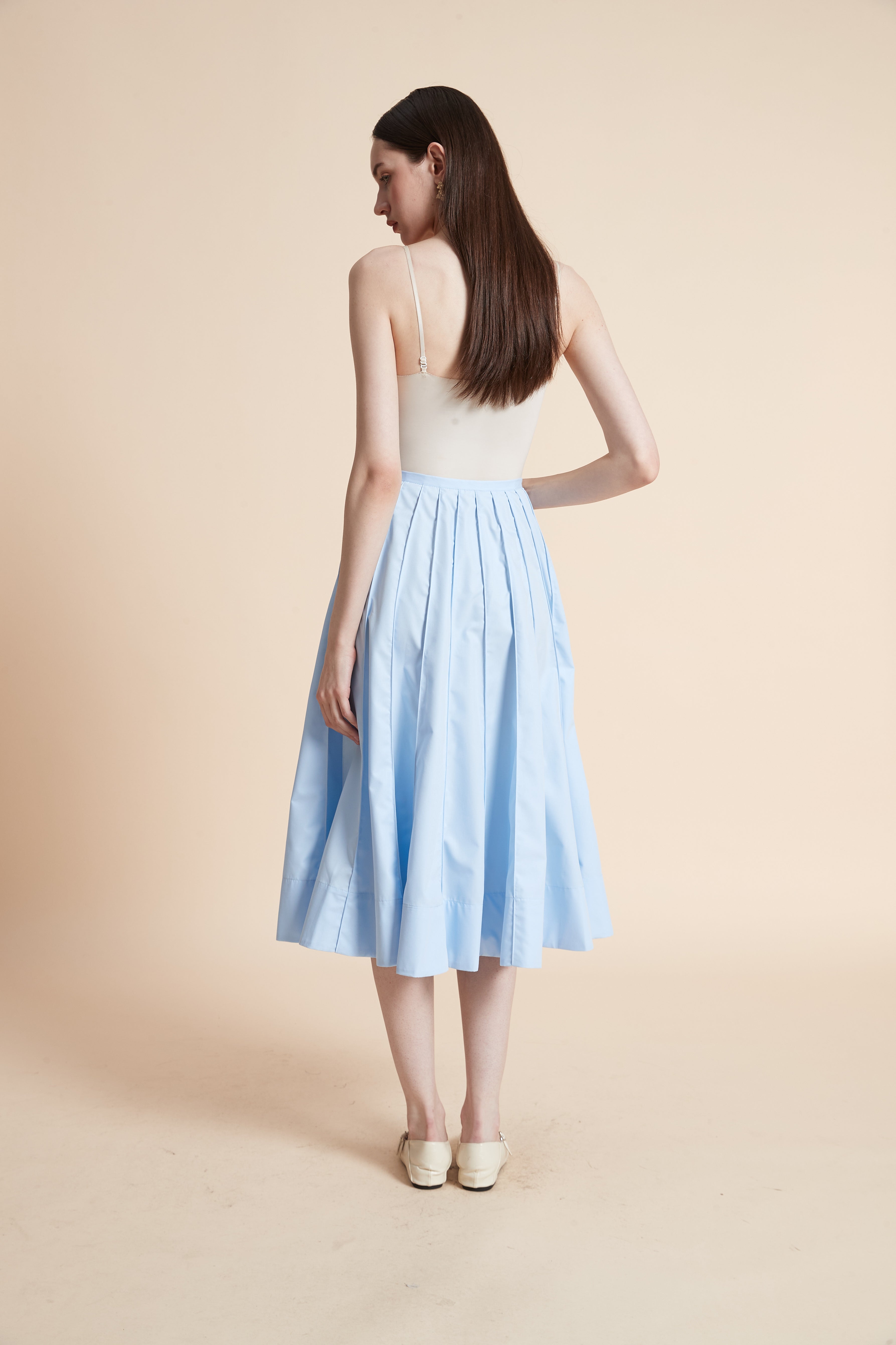 تنورة ميدي سادة