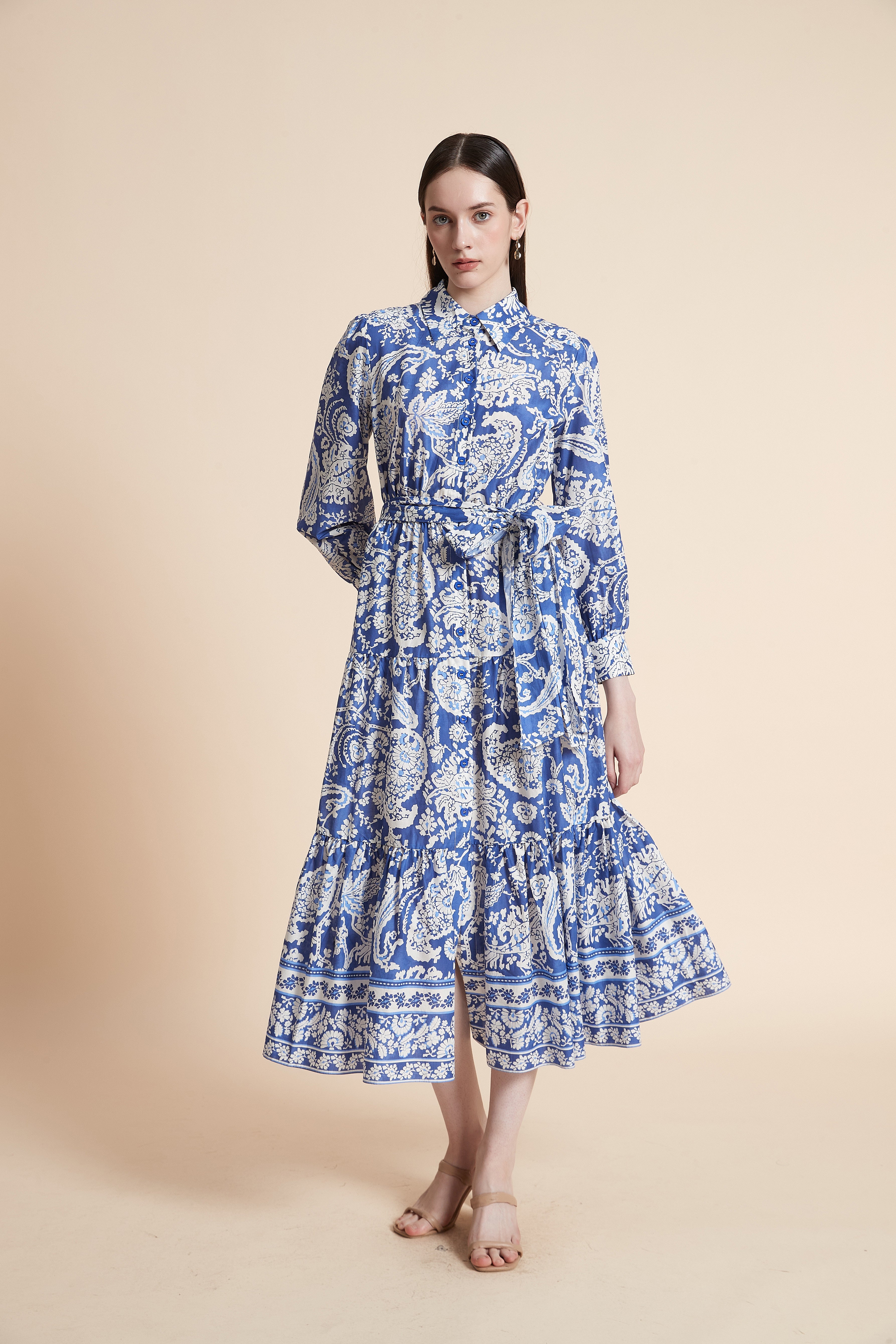 فستان ماكسي منقوش بأكمام ثلاثة أرباع