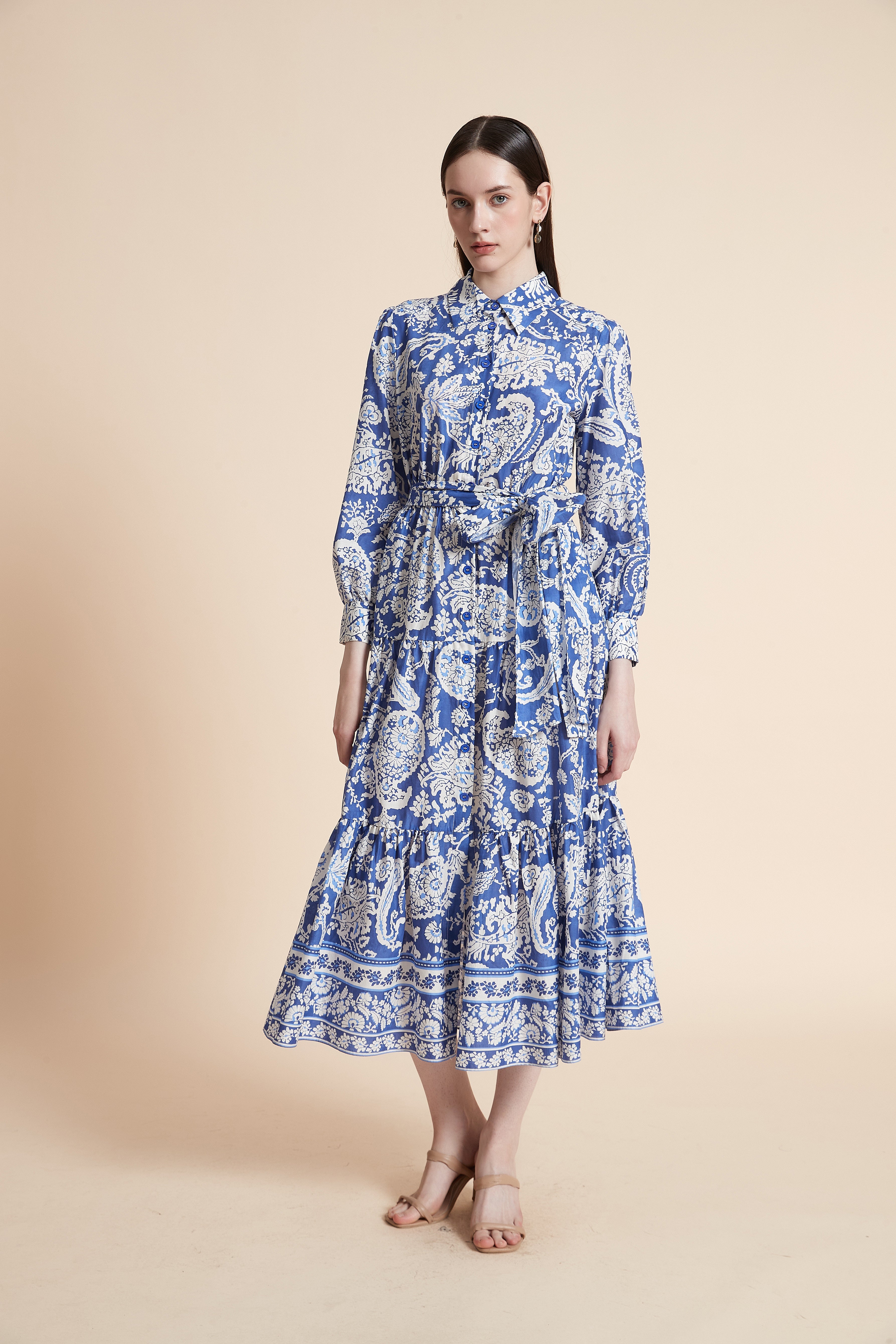 فستان ماكسي منقوش بأكمام ثلاثة أرباع