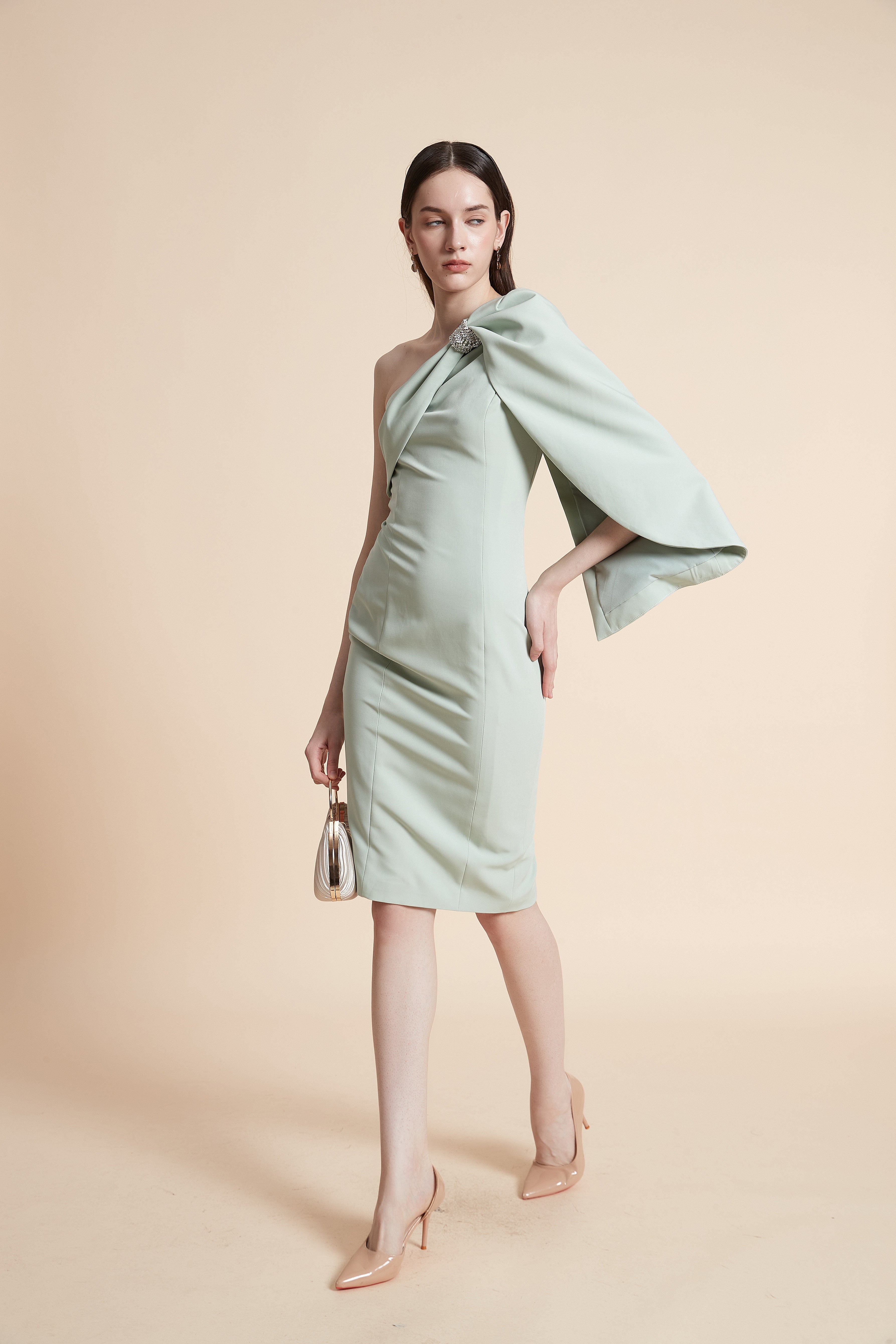 فستان ميدي سادة أوف شولدر