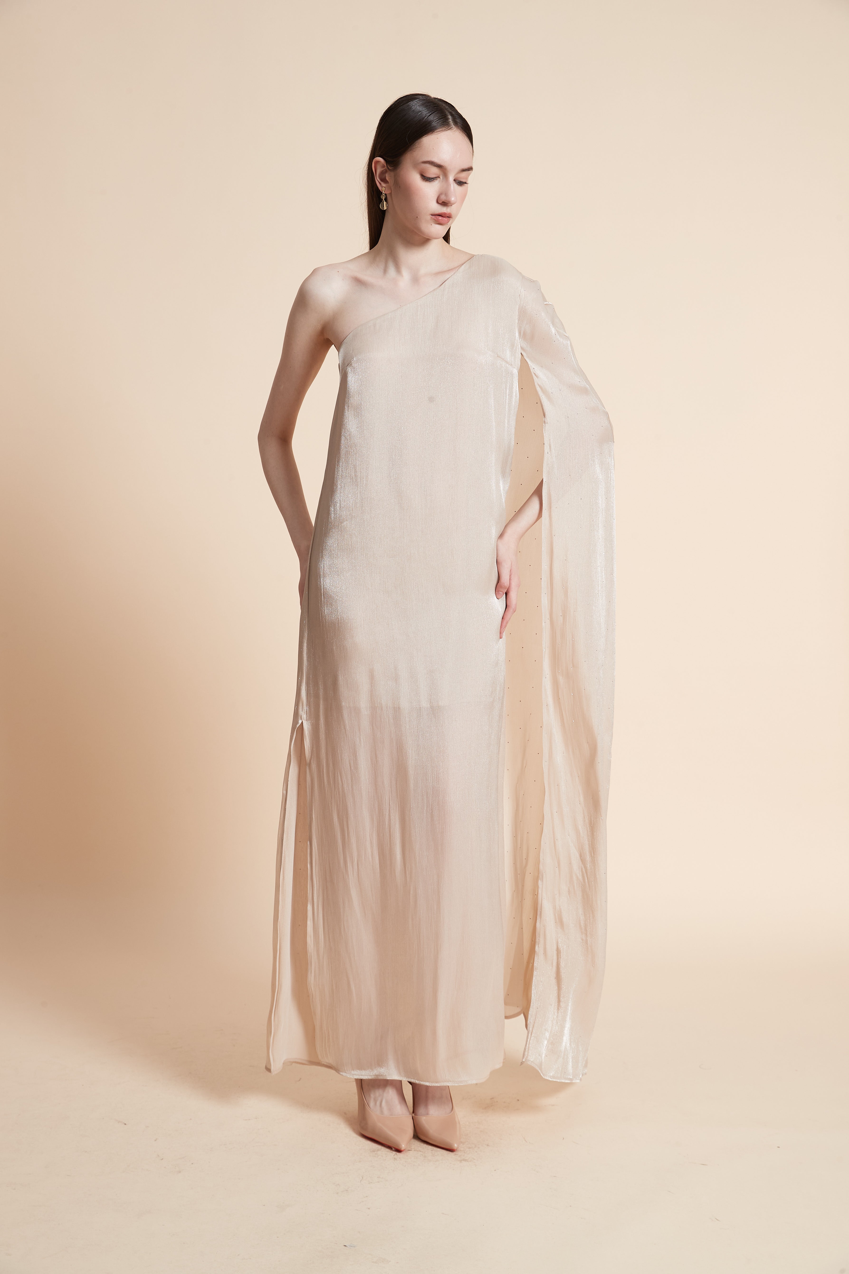 فستان ماكسي سادة بدون أكمام