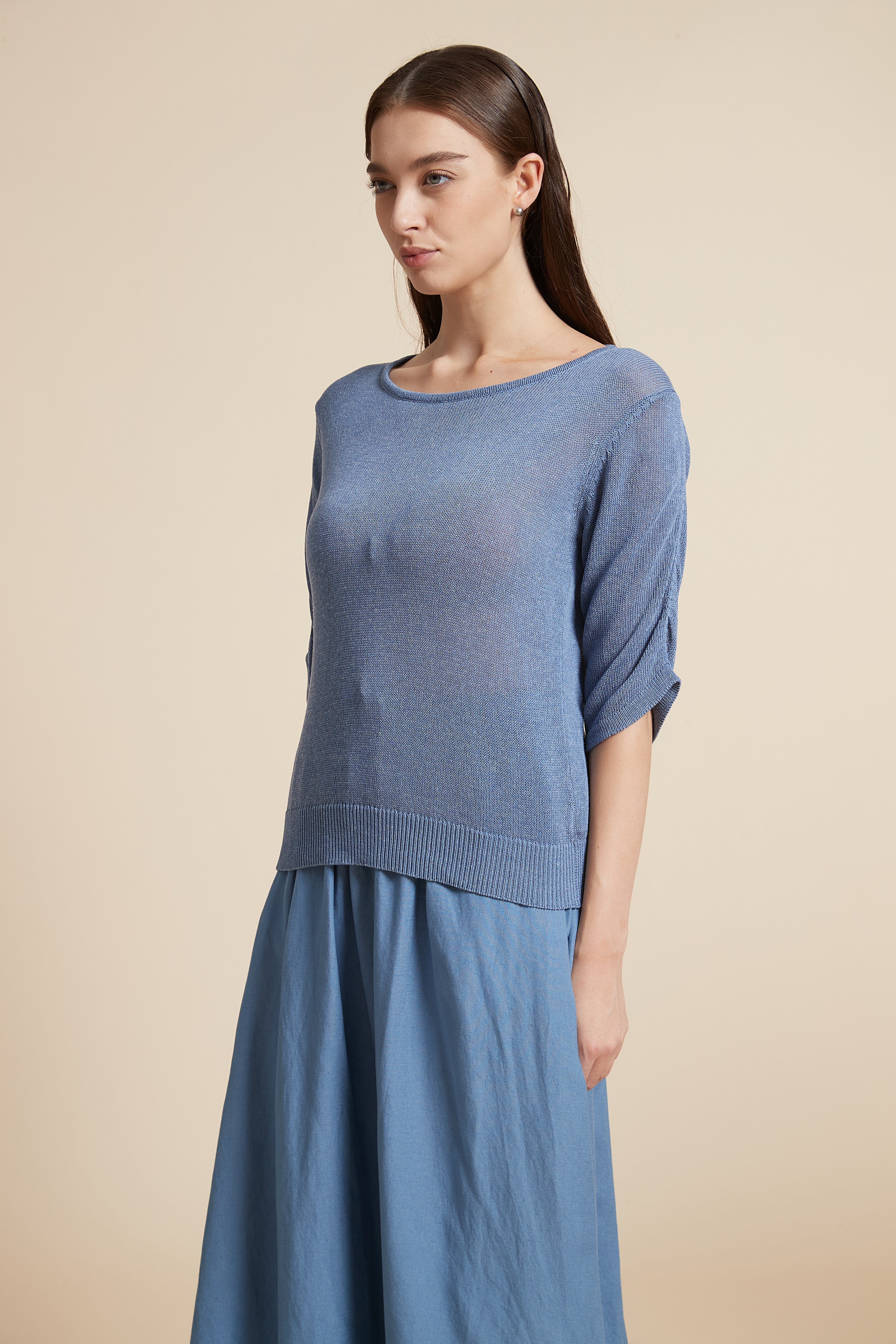 Plain Half-Sleeve Top with Round Neck