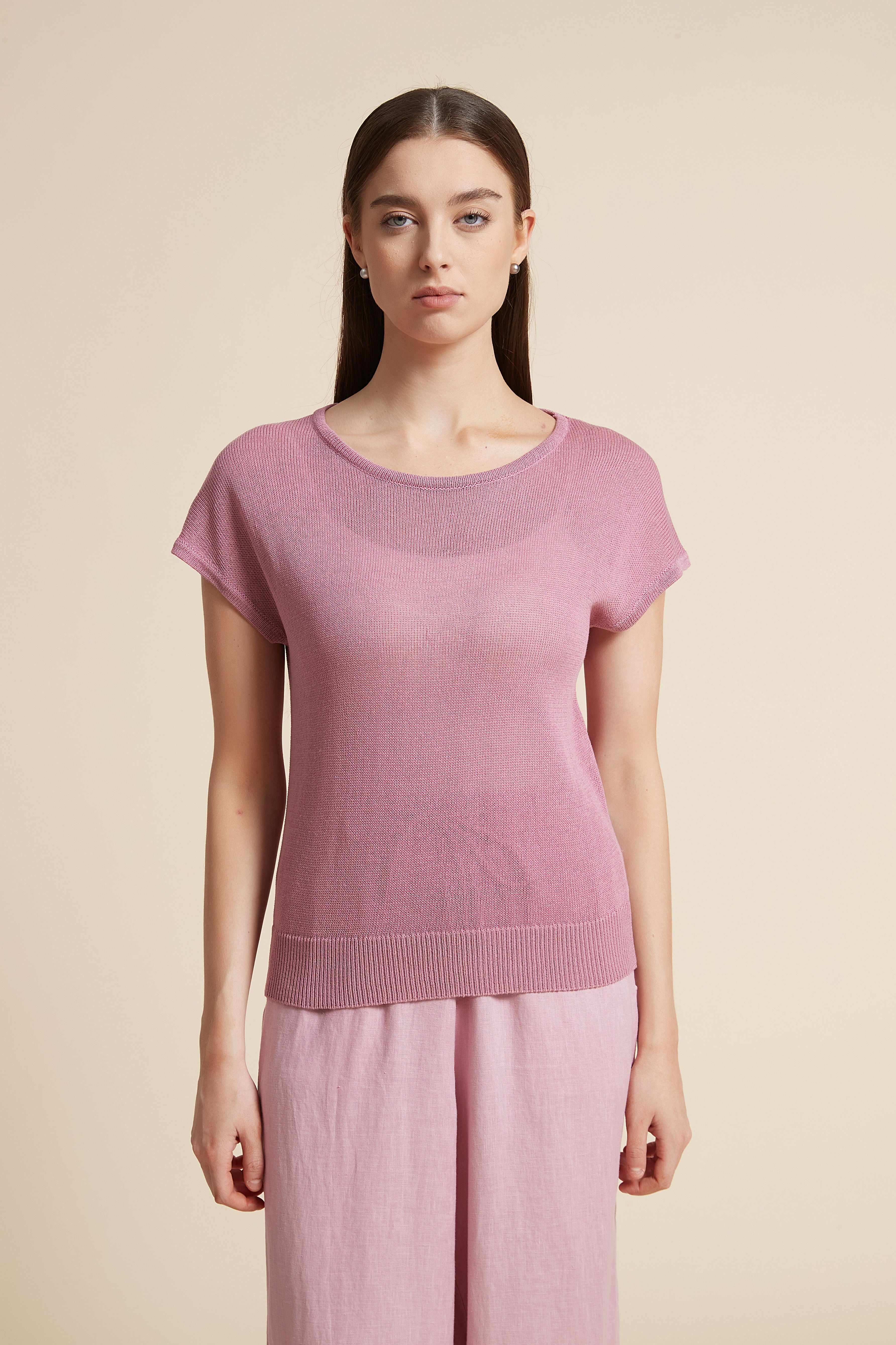 Solid Short Sleeve T-Shirt with Round Neck
