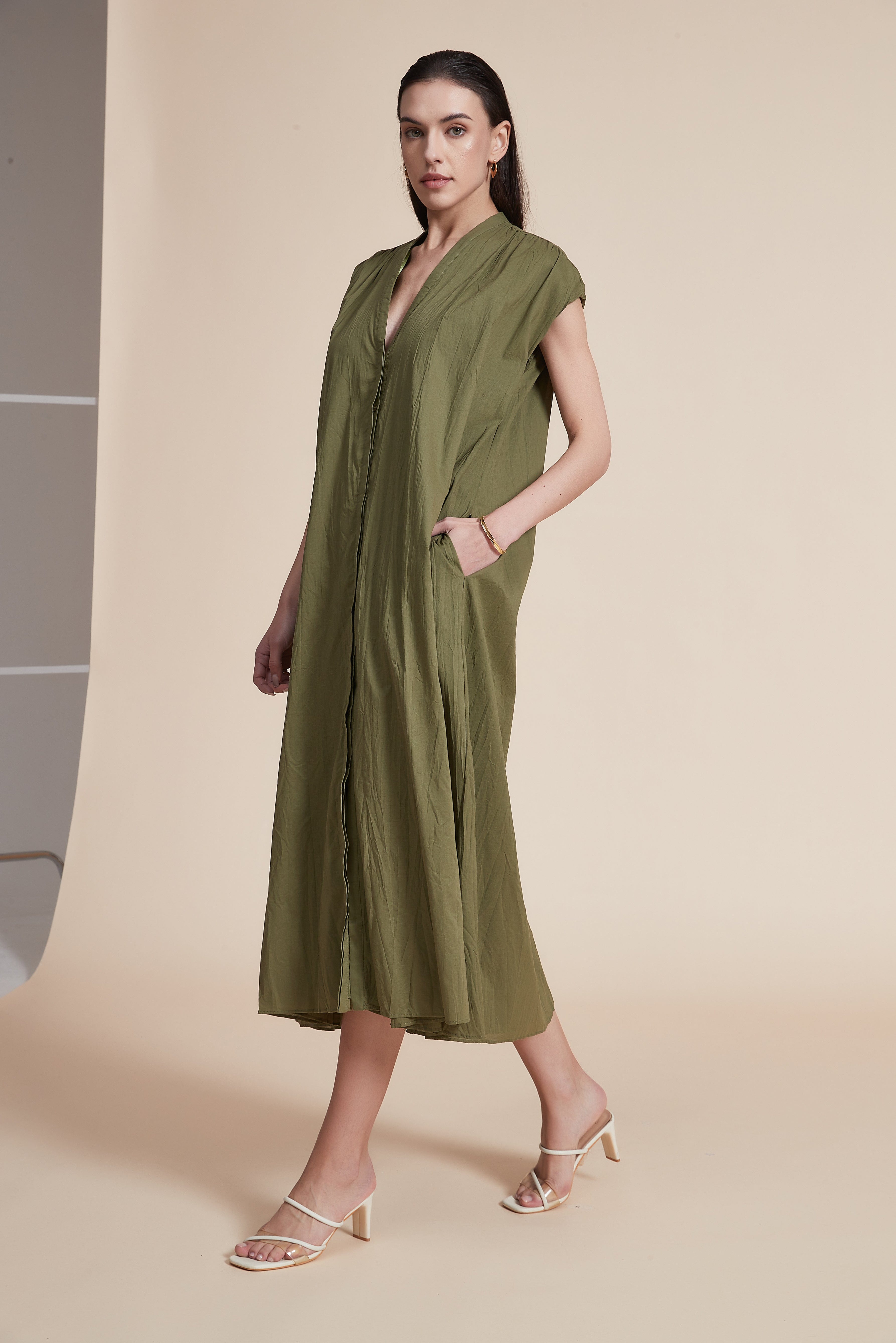 Sleeveless V-Neck Loose Midi Dress