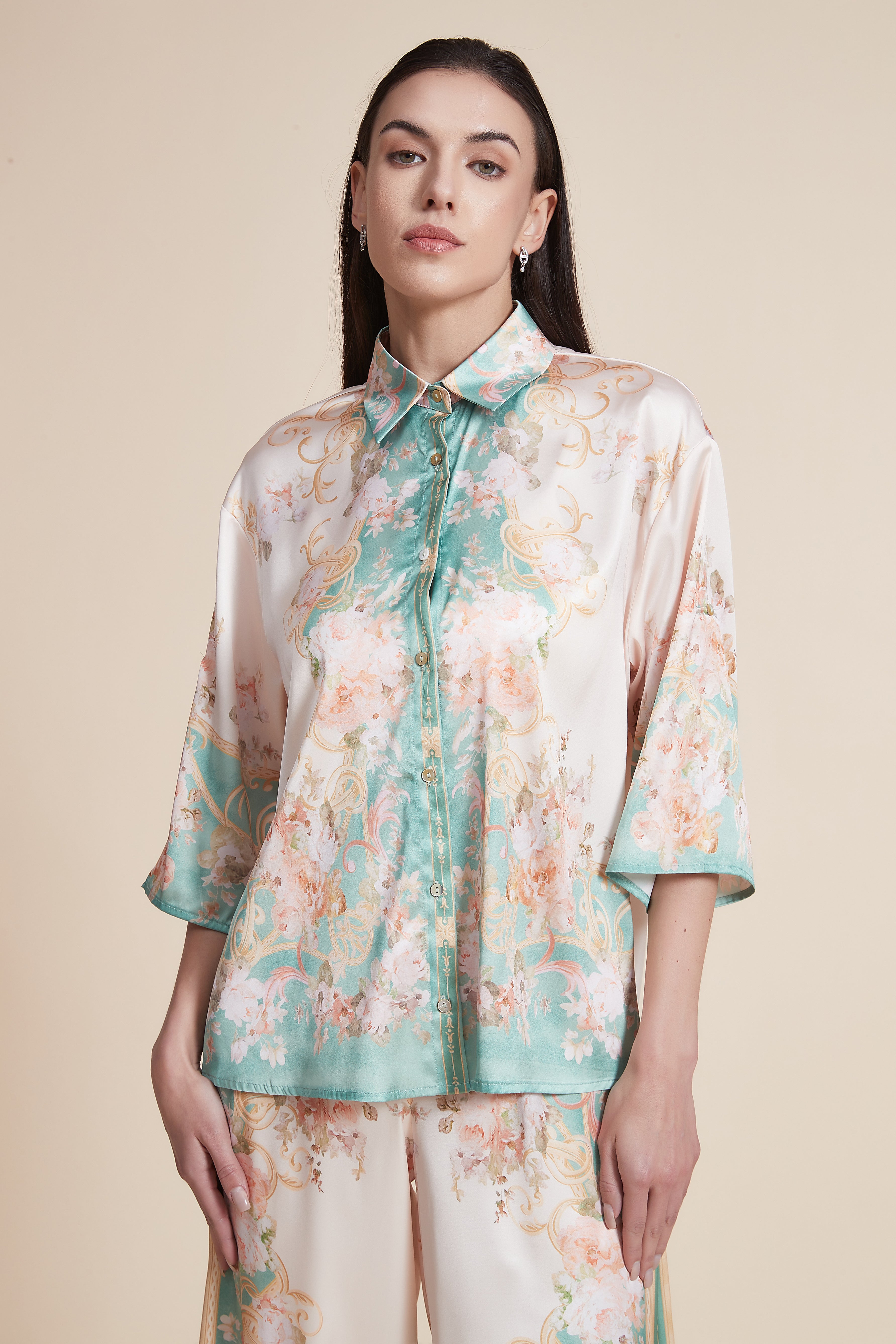 Three-Quarter Sleeve Printed Blouse with Shirt Collar