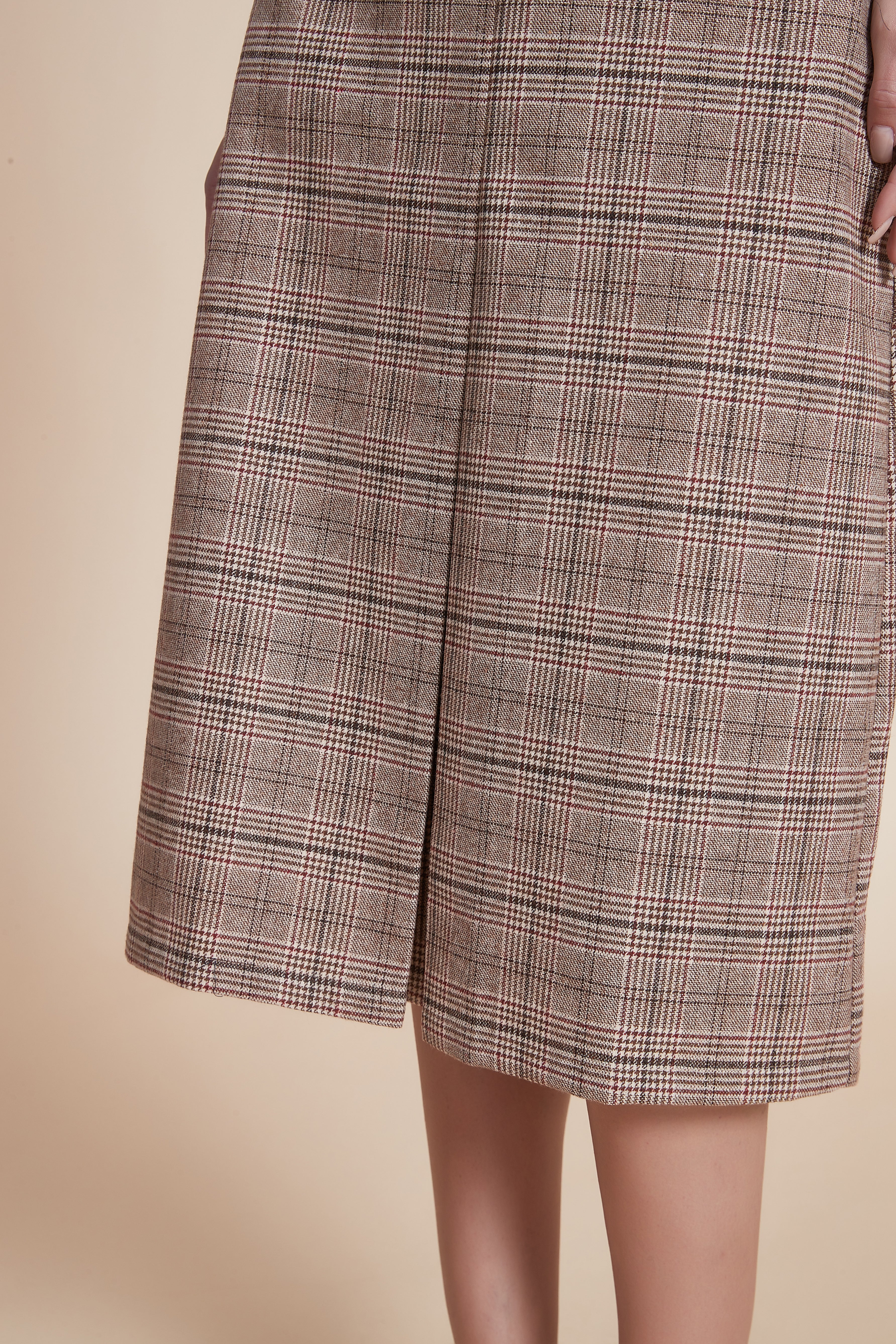 Knee-Length Checkered Skirt