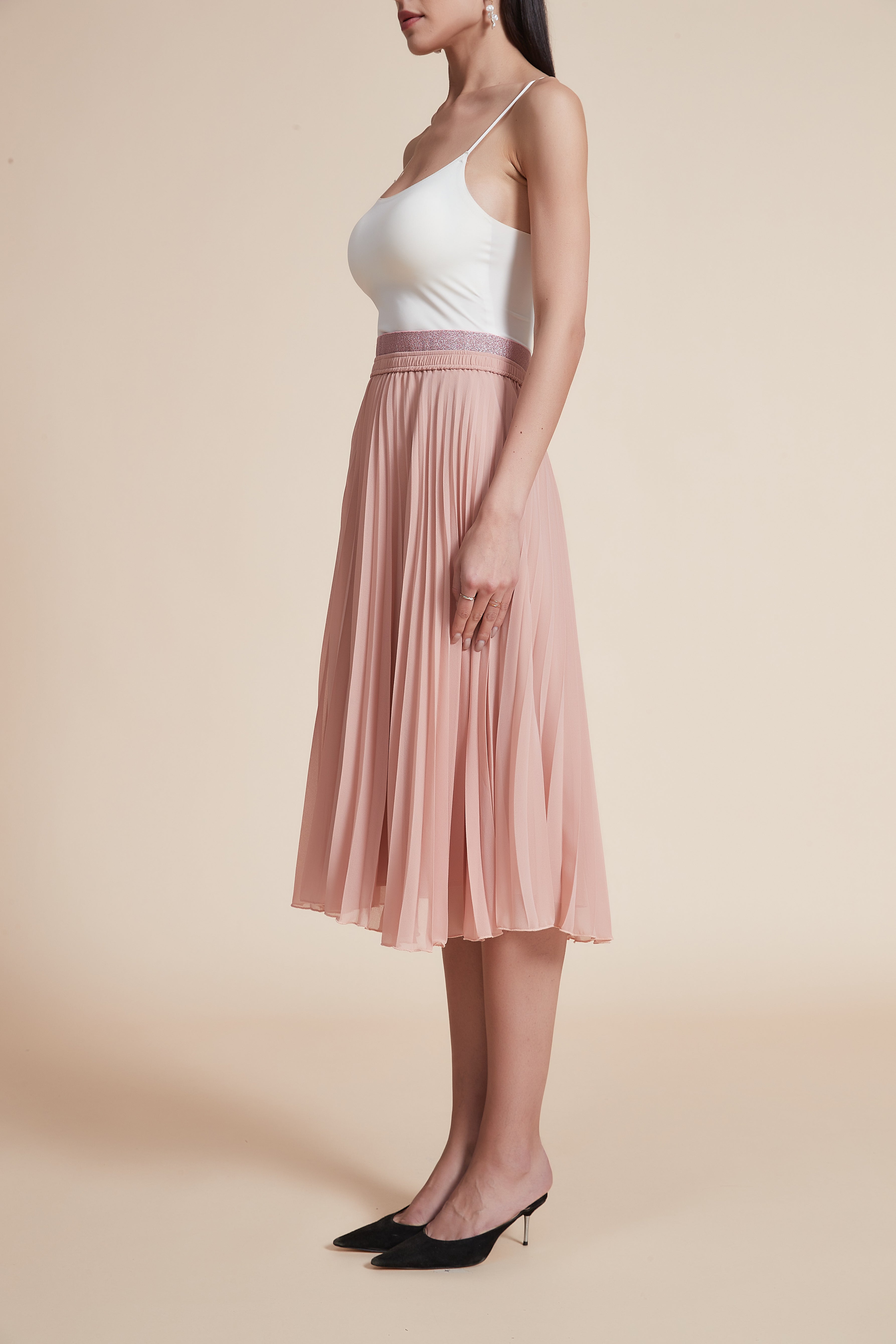 High-Waisted Pleated Knee-Length Skirt