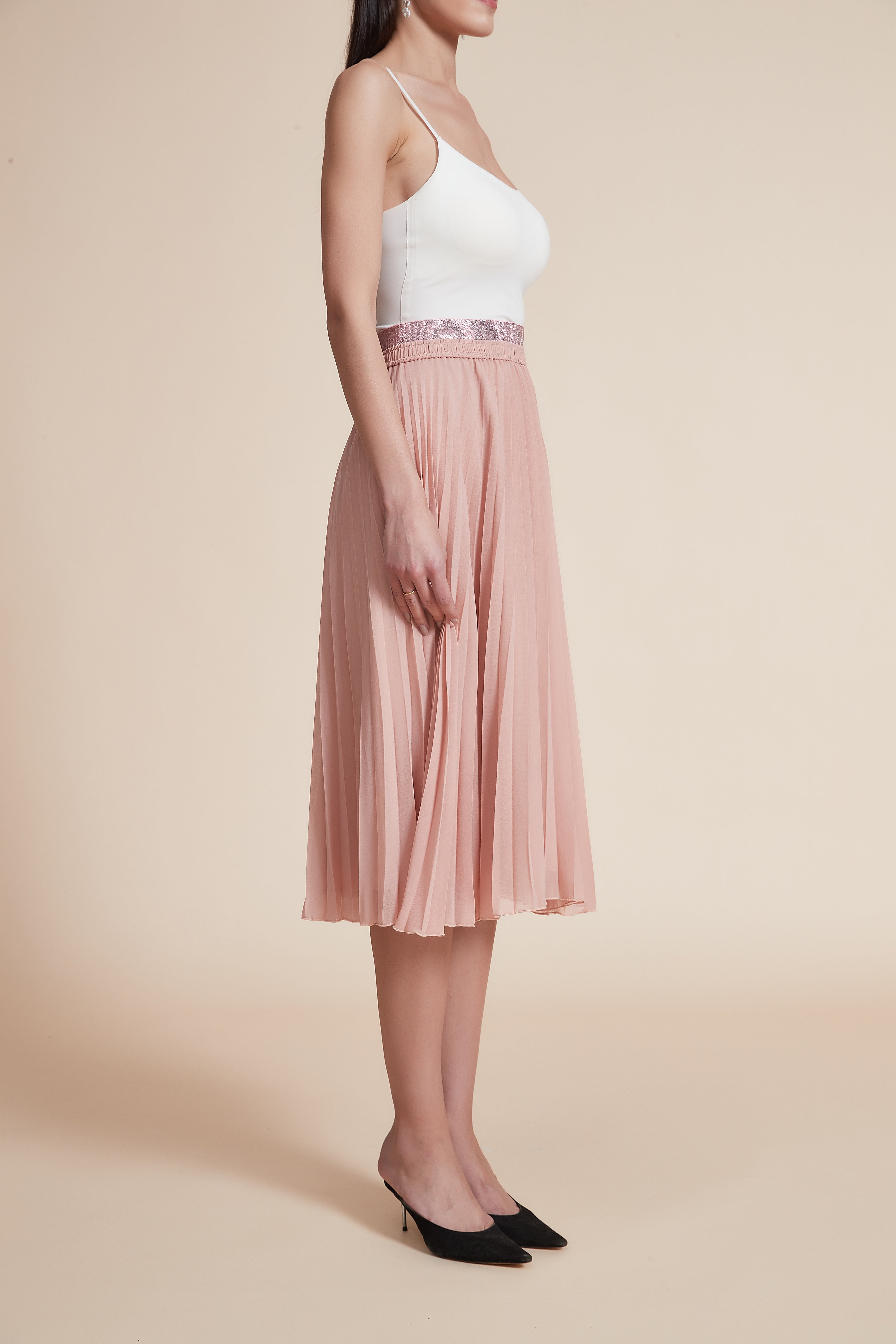 High-Waisted Pleated Knee-Length Skirt