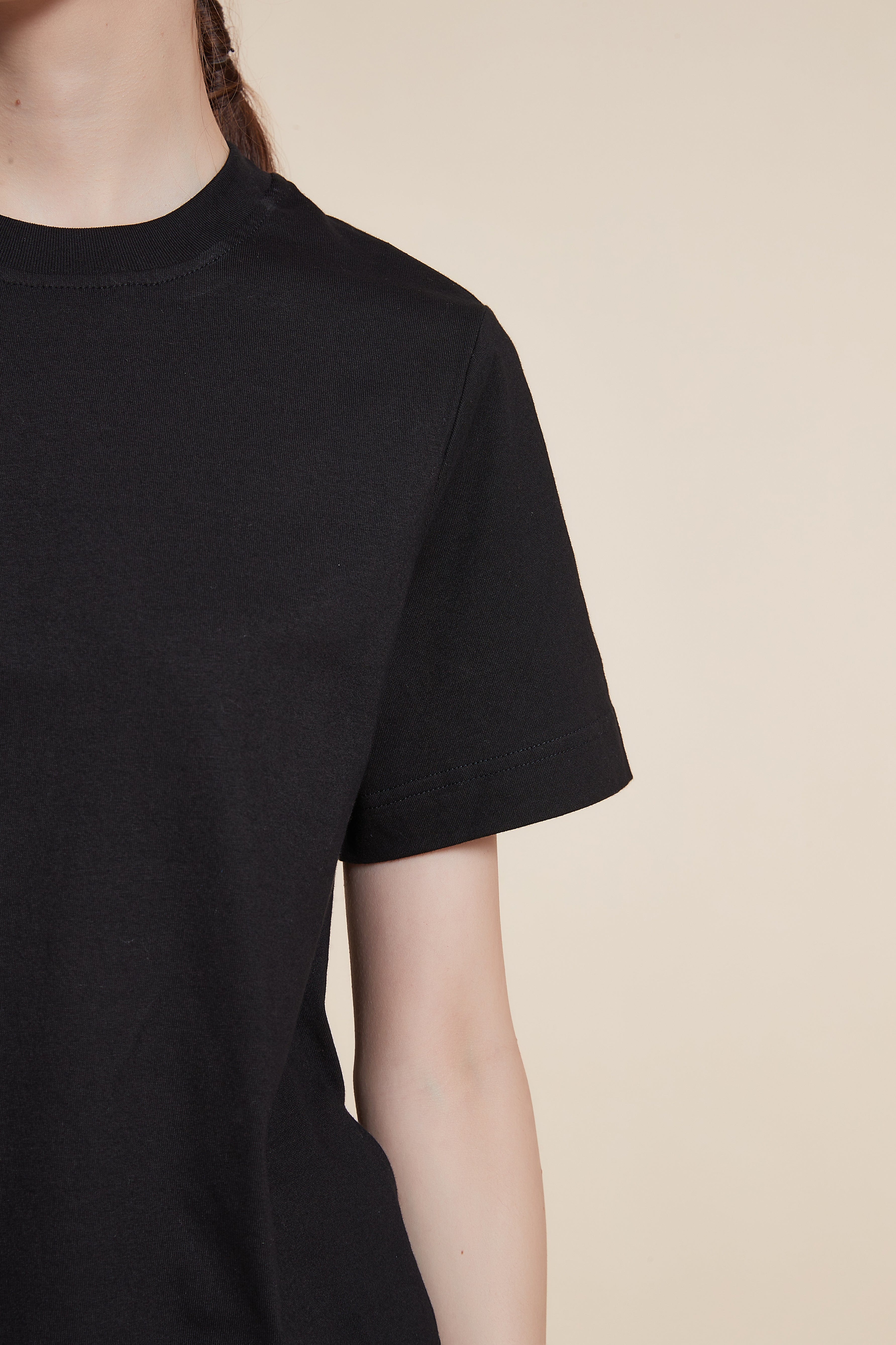 Short Sleeve Plain Top with Round Neck