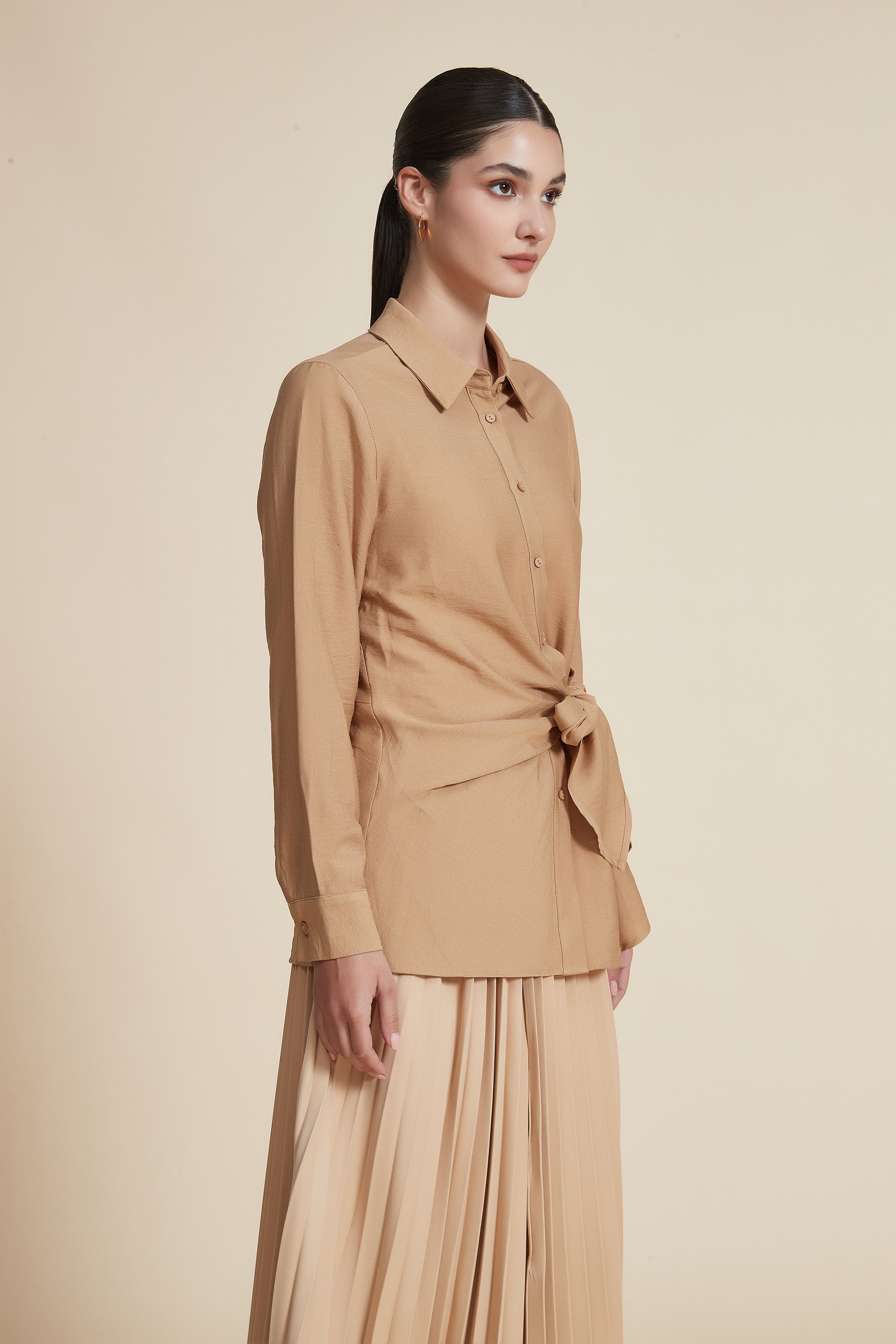 Long Sleeve Blouse with Button Collar and Bow at the Waist