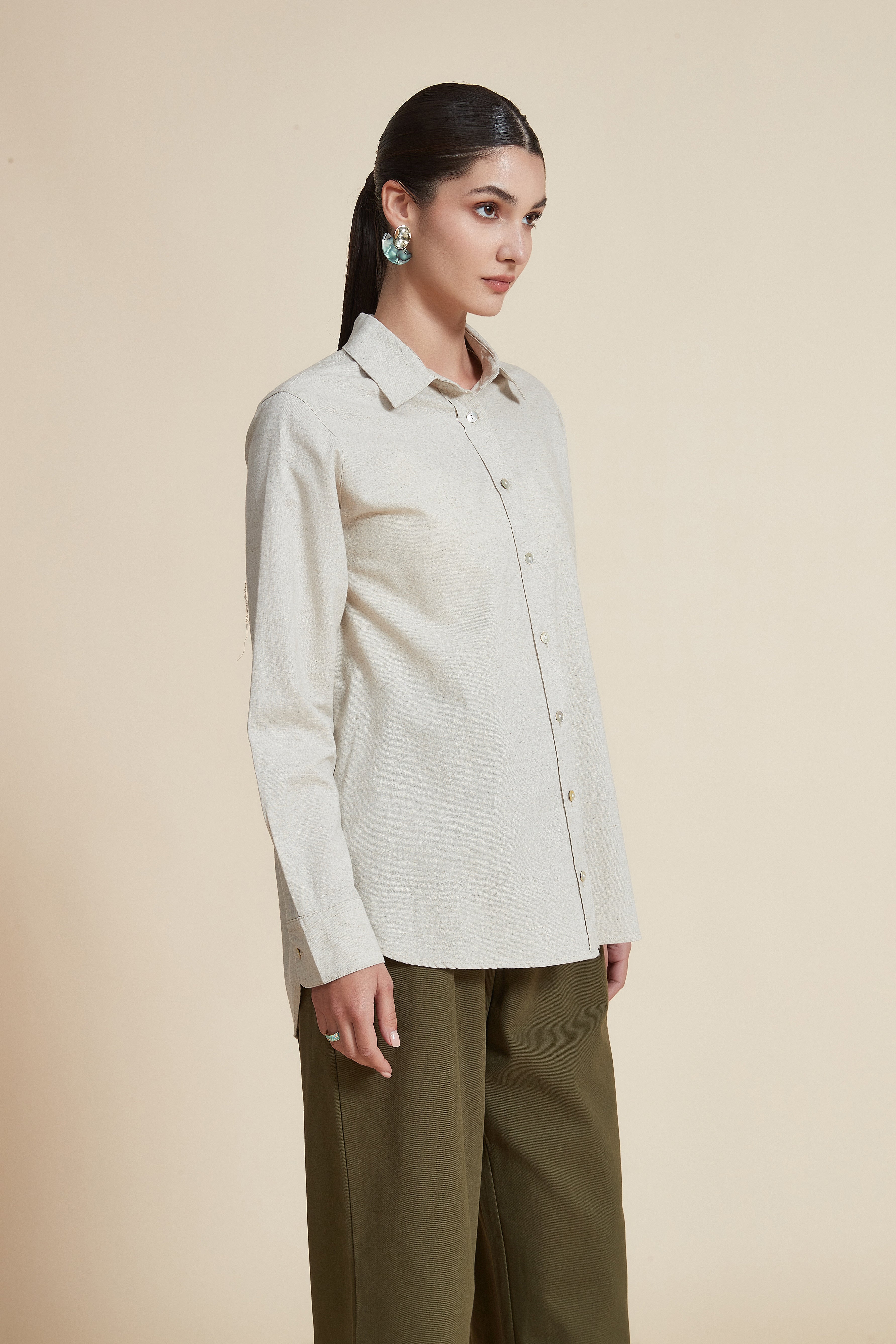 Shirt-style blouse with long sleeves