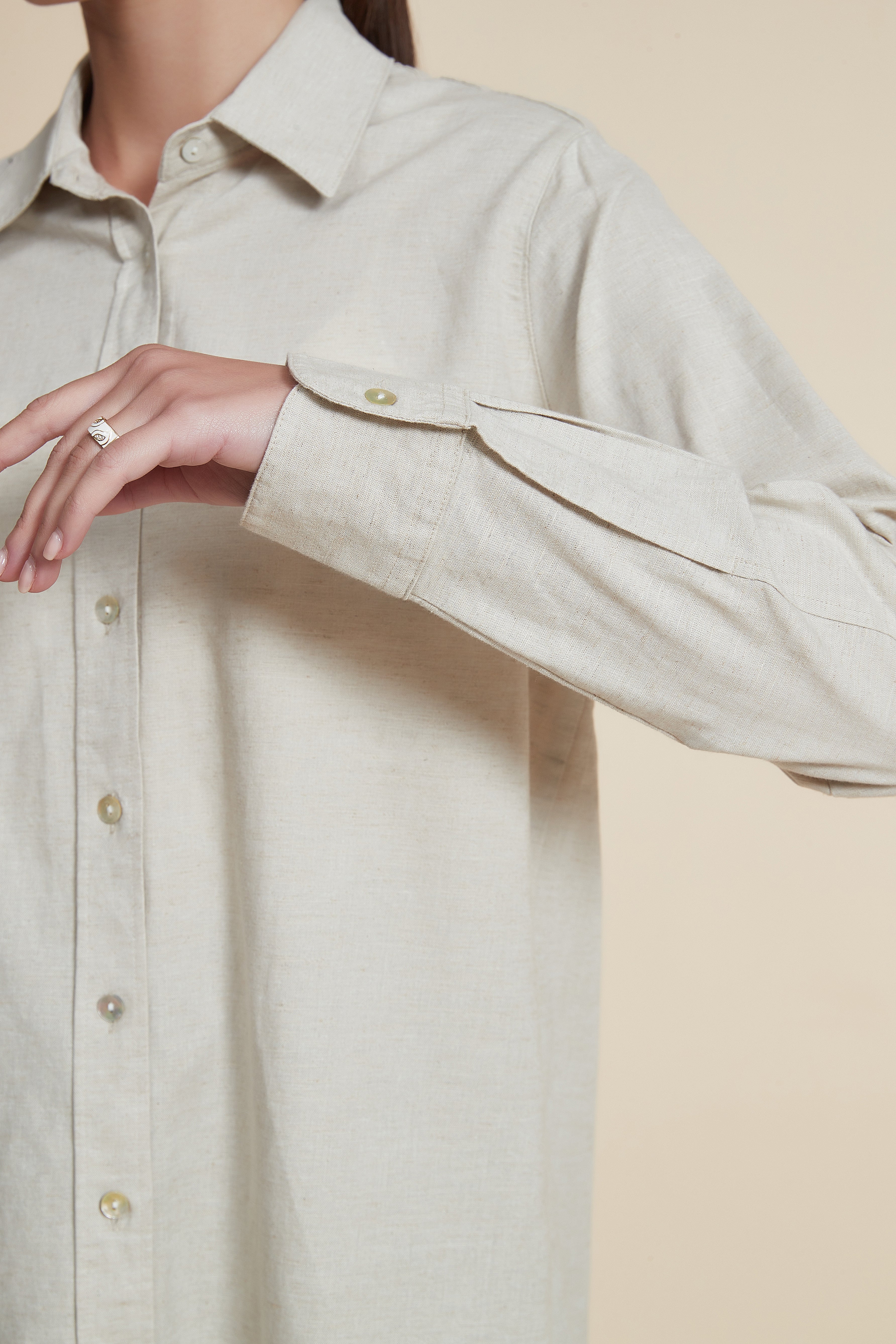 Shirt-style blouse with long sleeves