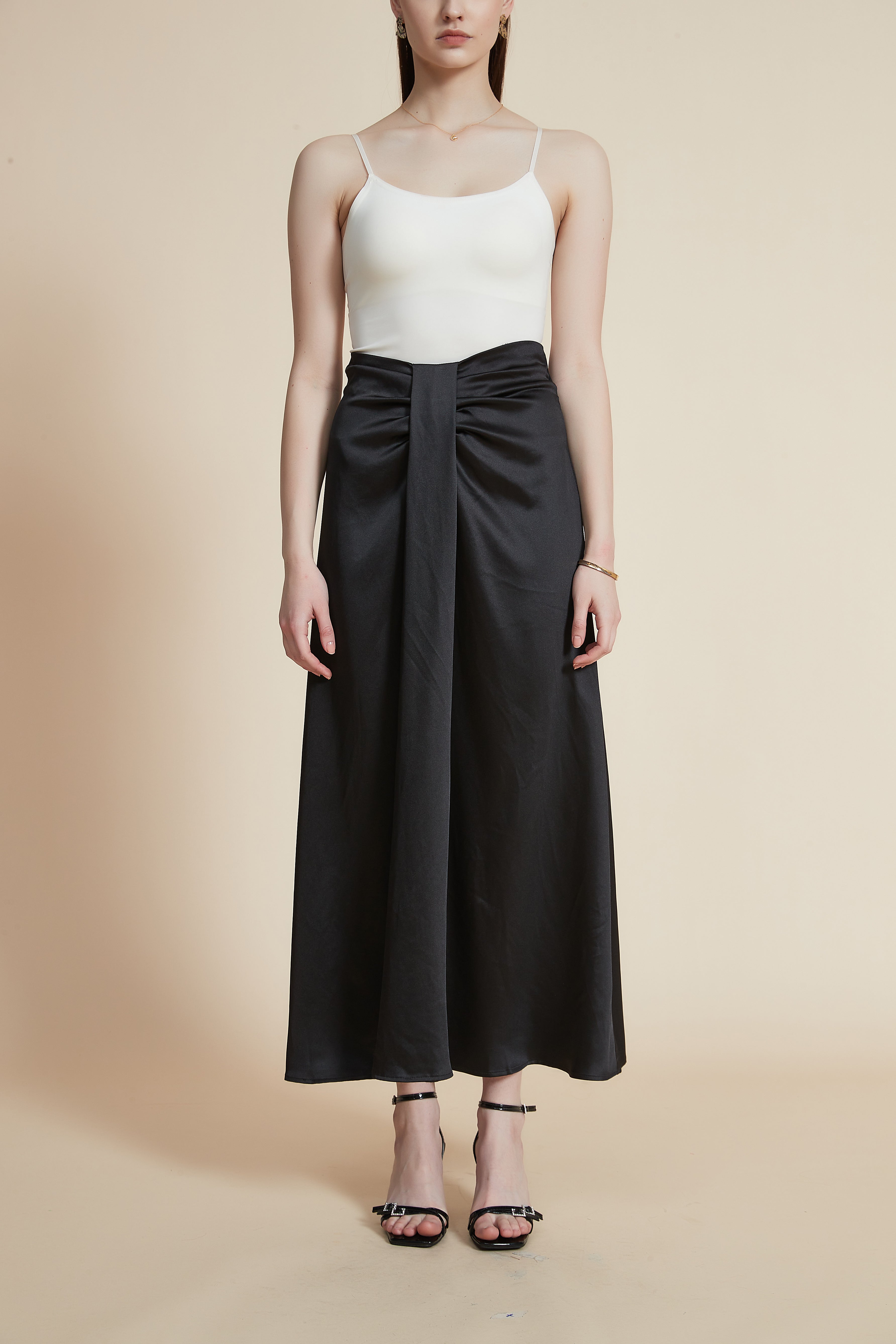 Front Ruffled Long Skirt