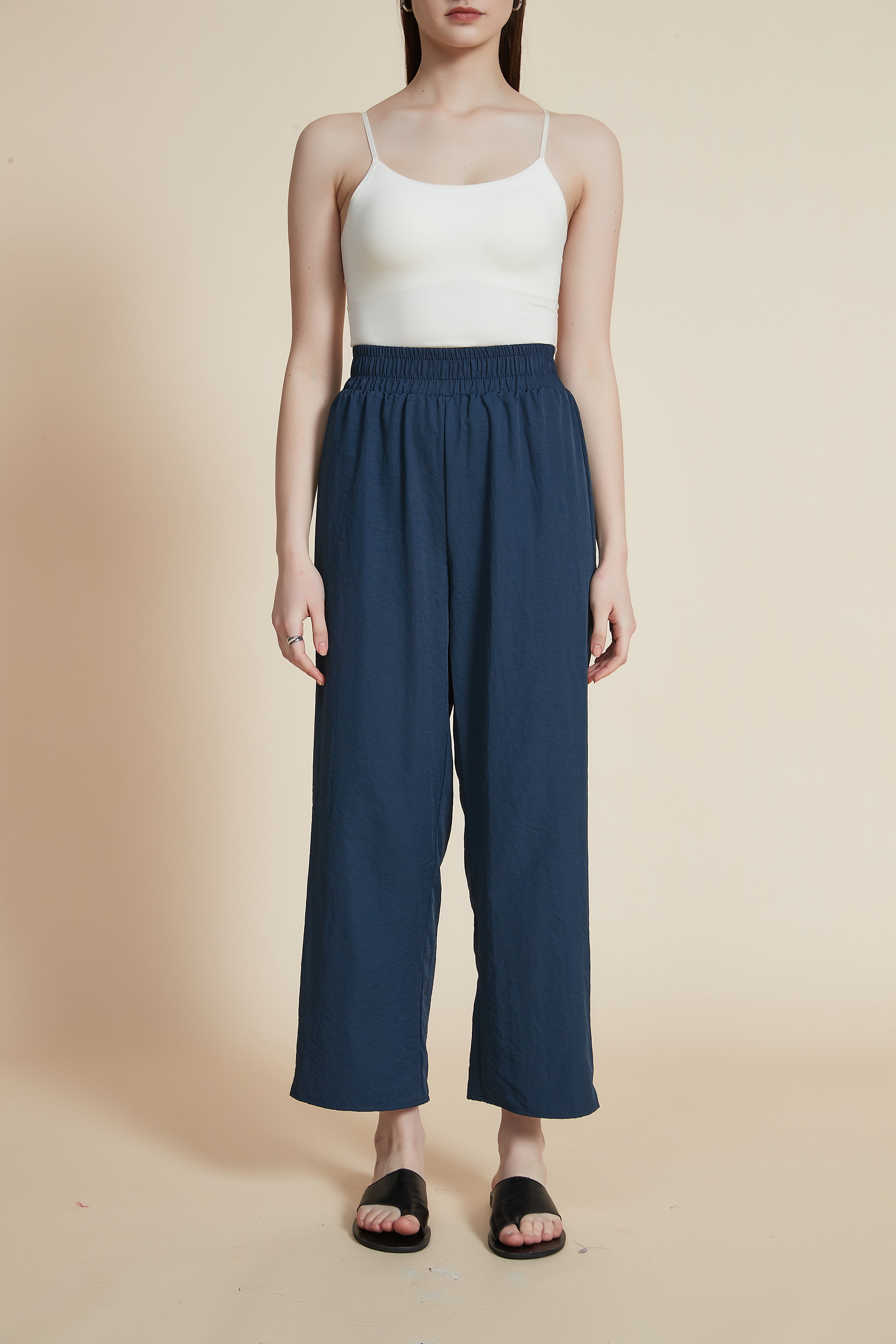 Plain Wide-Leg Trousers