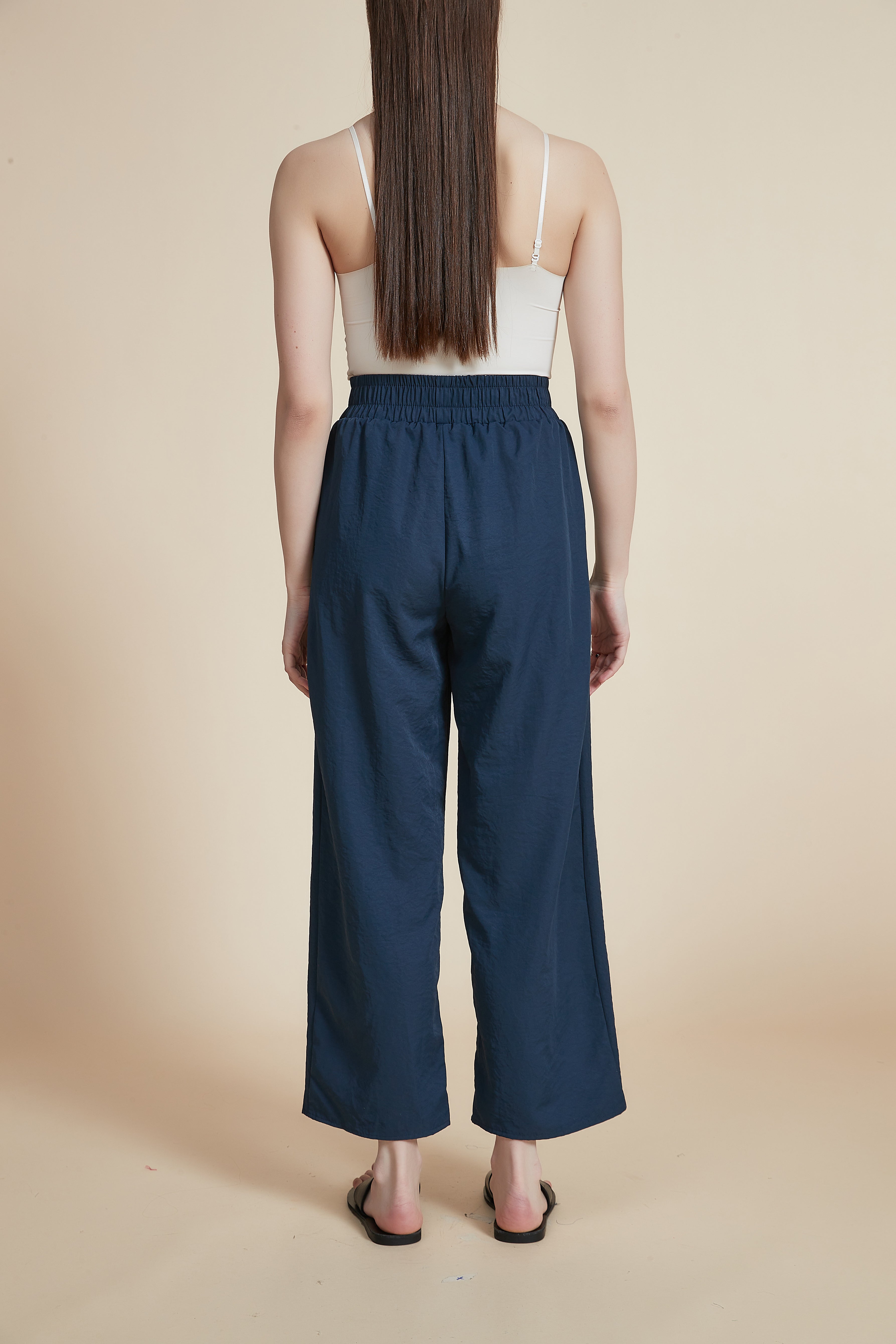 Plain Wide-Leg Trousers