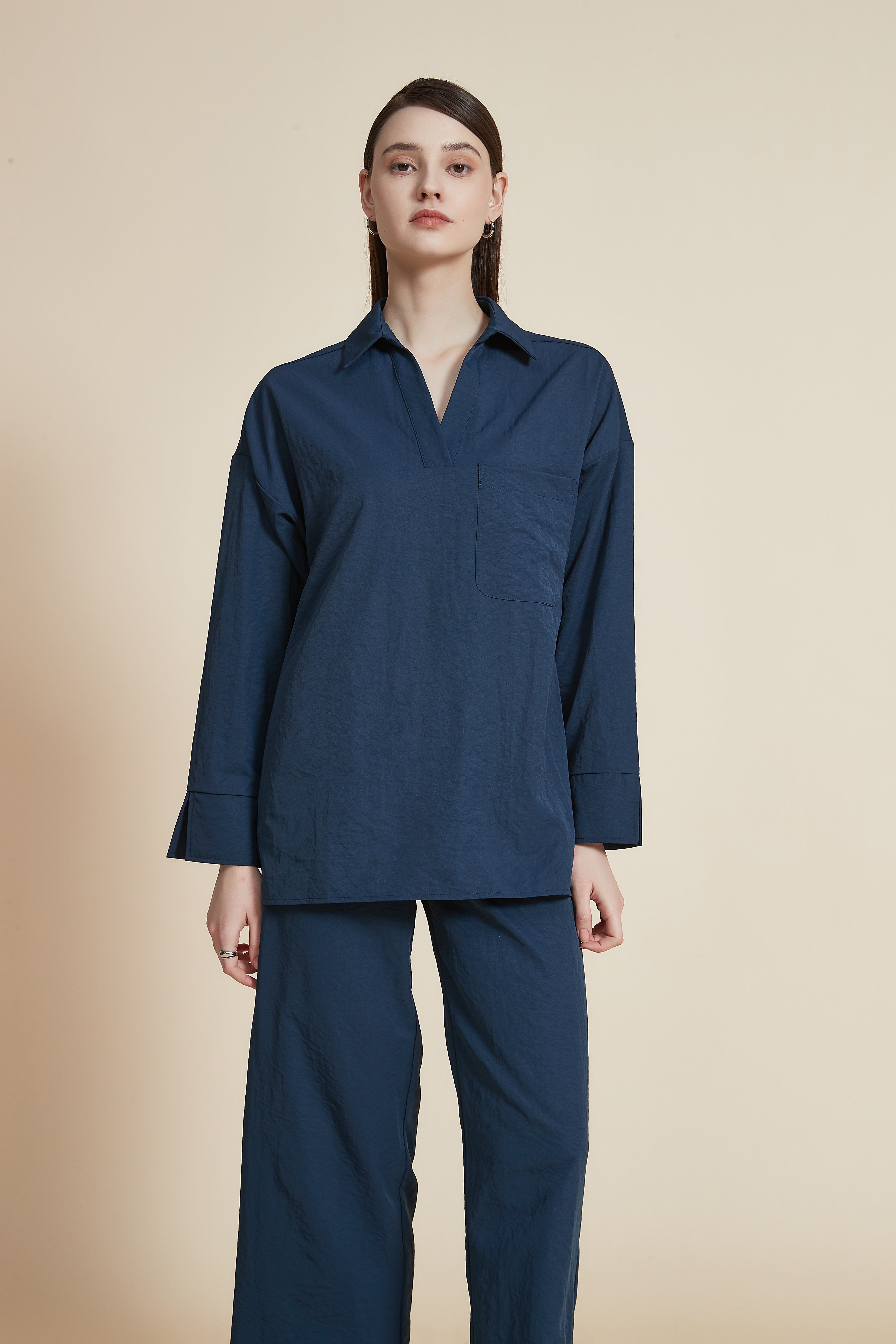 Hip-Length Long Sleeve Blouse with Pocket and Shirt Collar