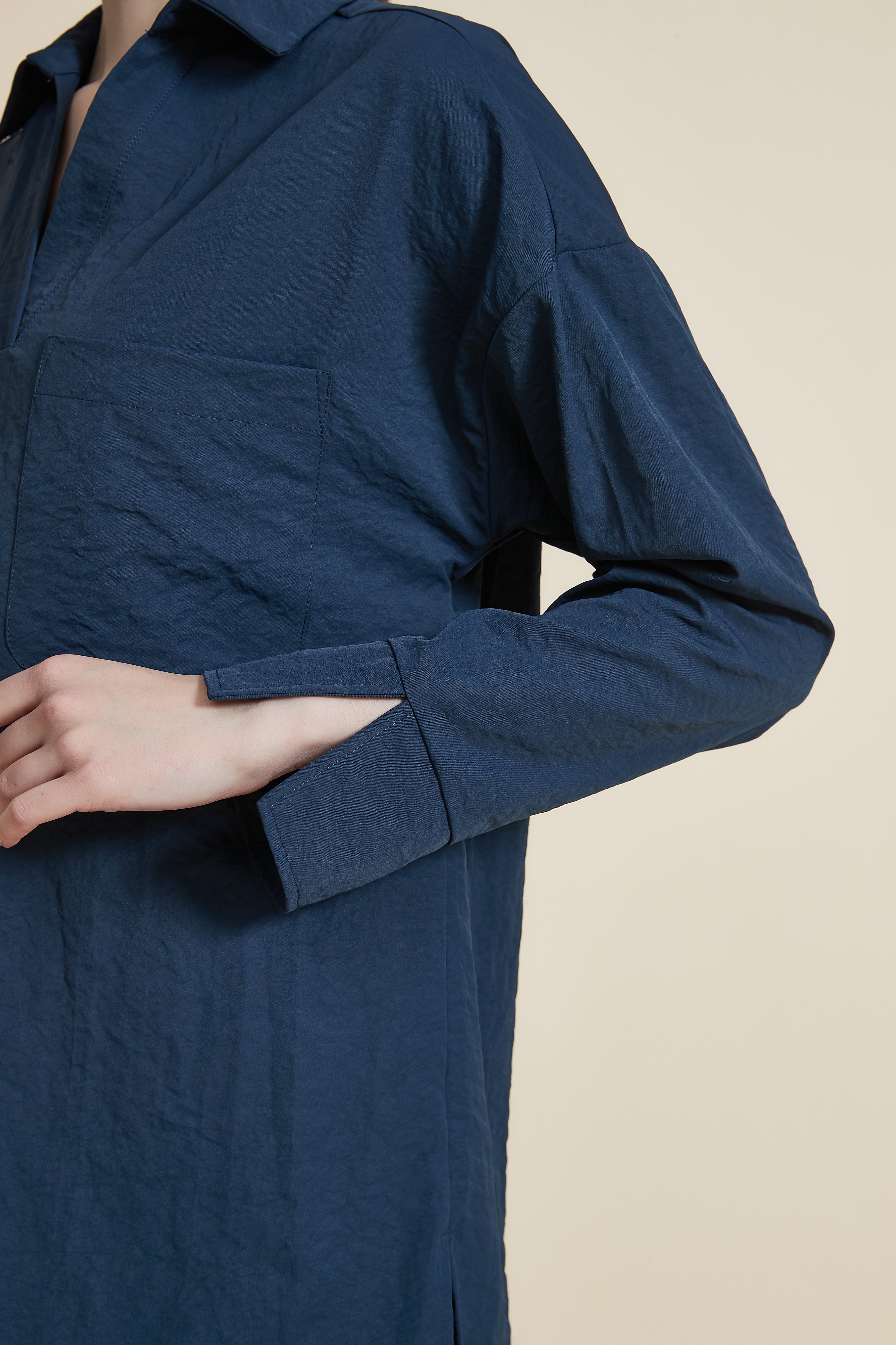 Hip-Length Long Sleeve Blouse with Pocket and Shirt Collar