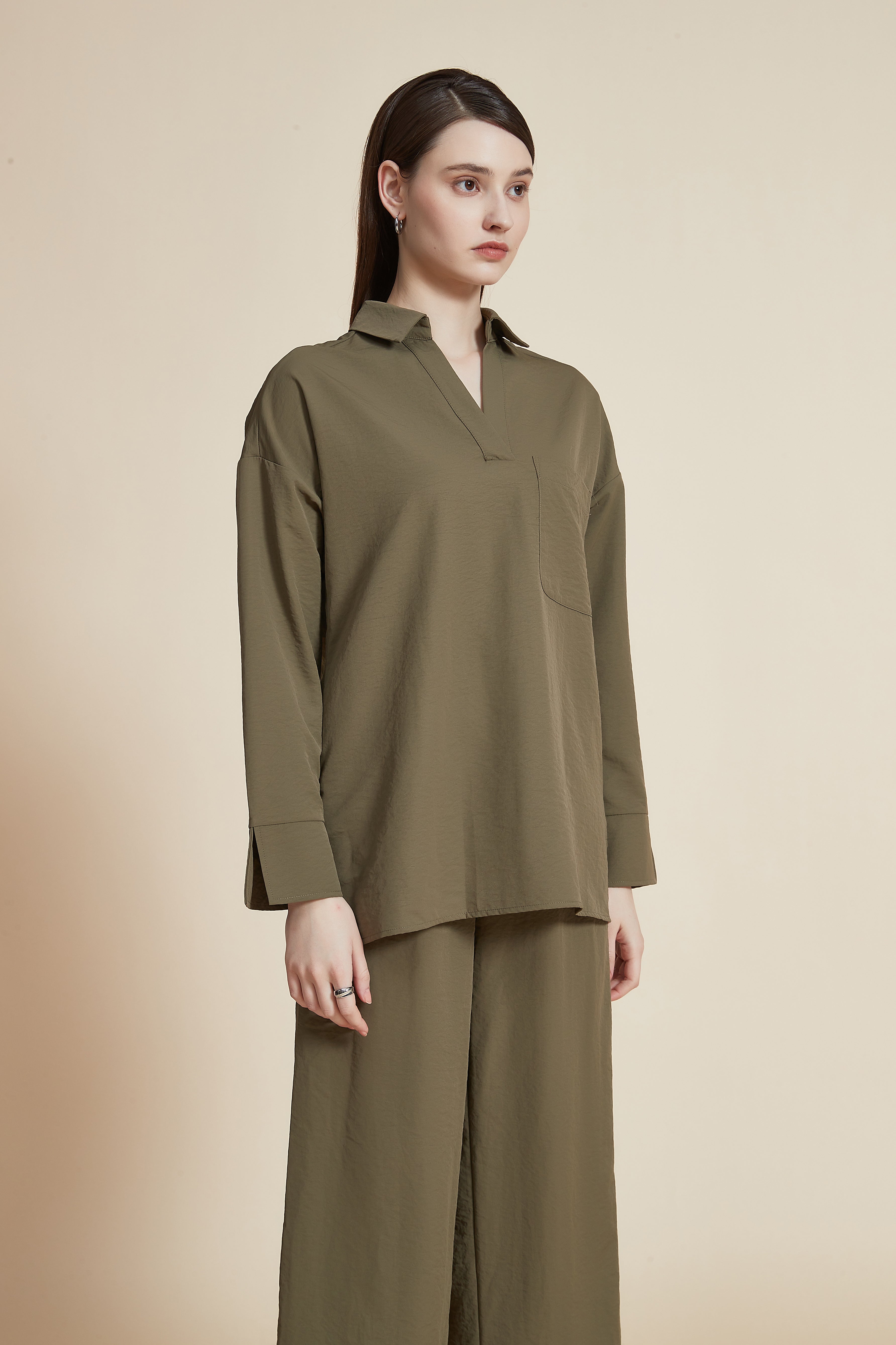 Hip-Length Long Sleeve Blouse with Pocket and Shirt Collar