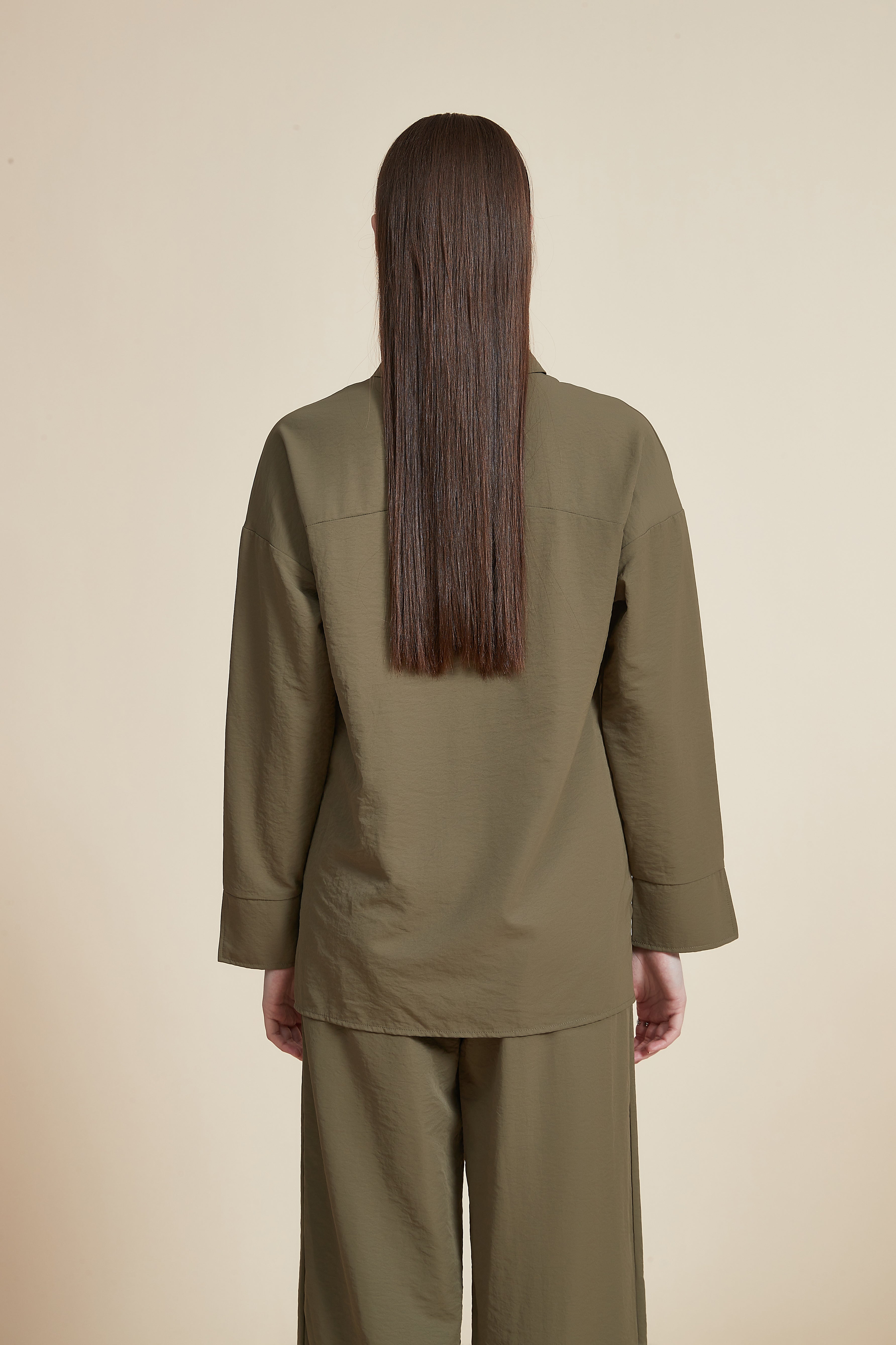 Hip-Length Long Sleeve Blouse with Pocket and Shirt Collar