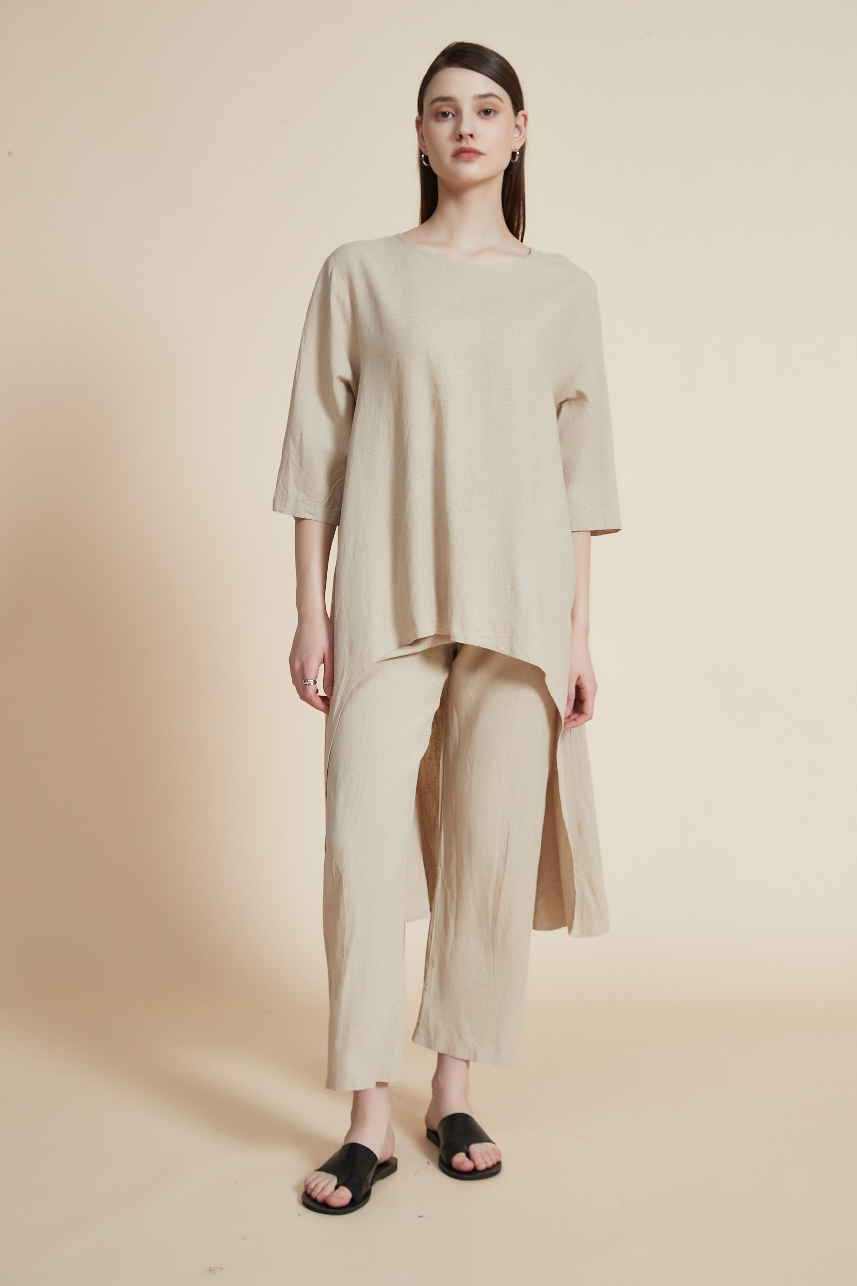 Short Sleeve Long Back Blouse with Round Neck