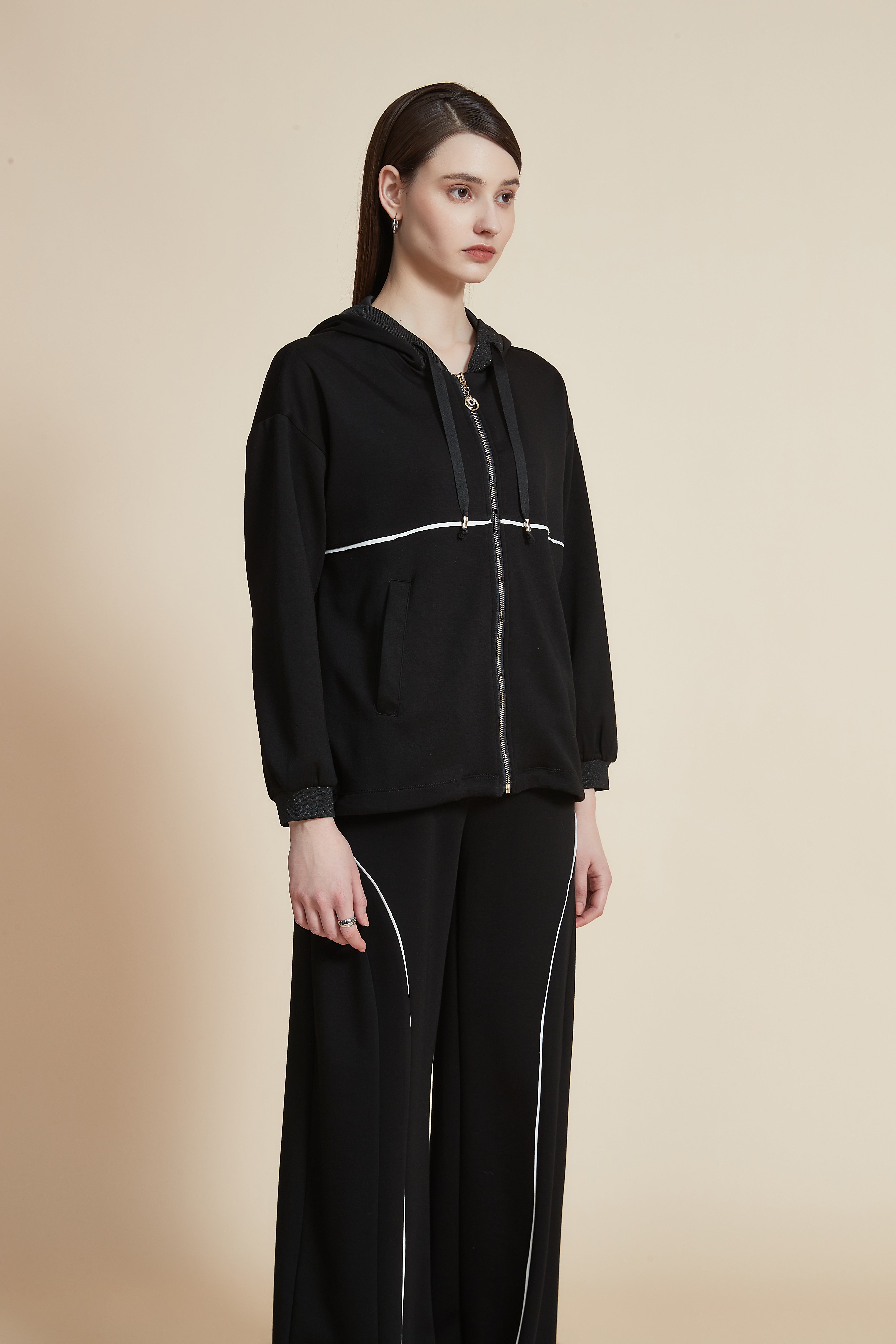 Women's Long Sleeve Jacket with Front Zipper