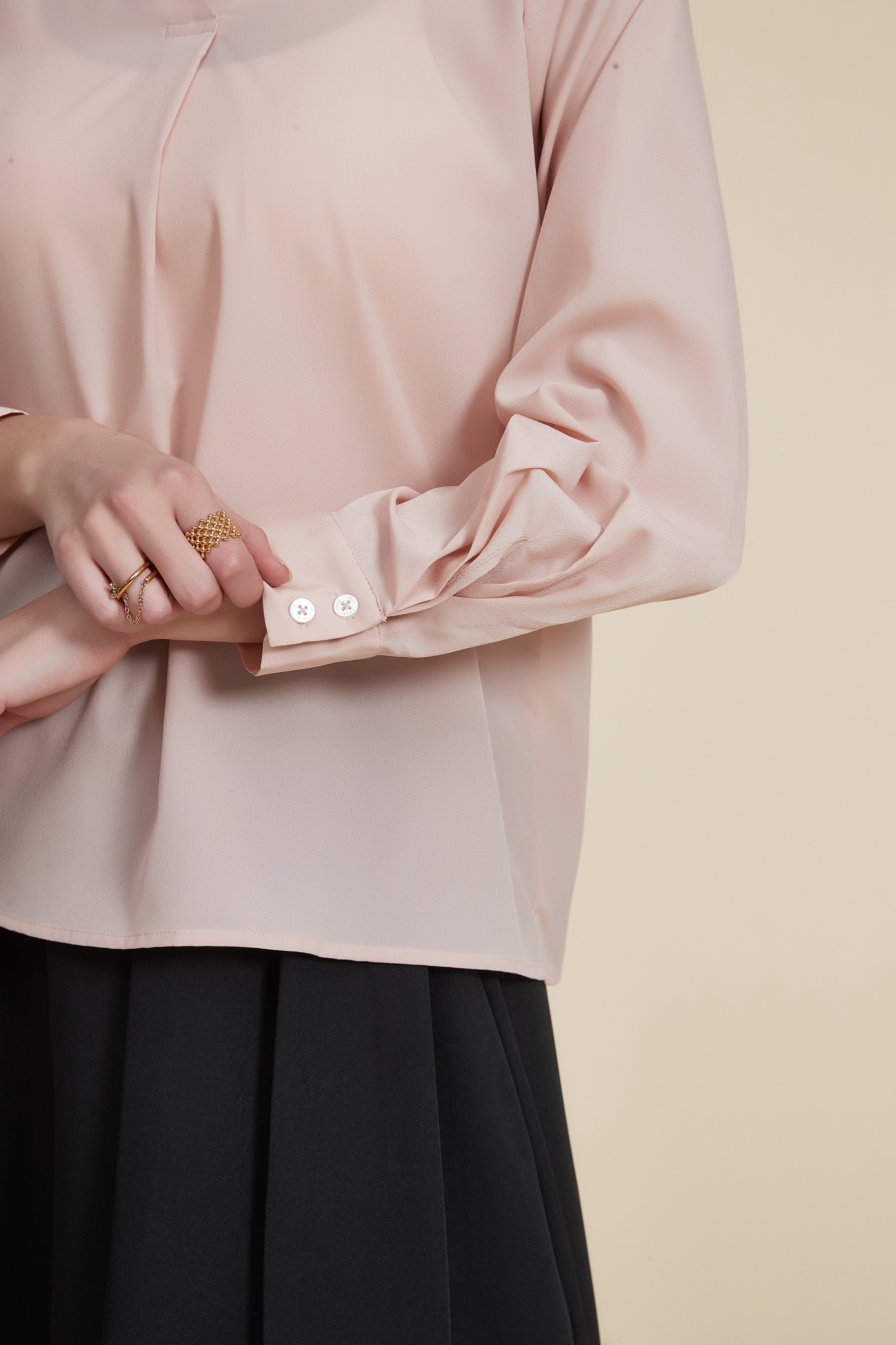 Plain long-sleeve top
