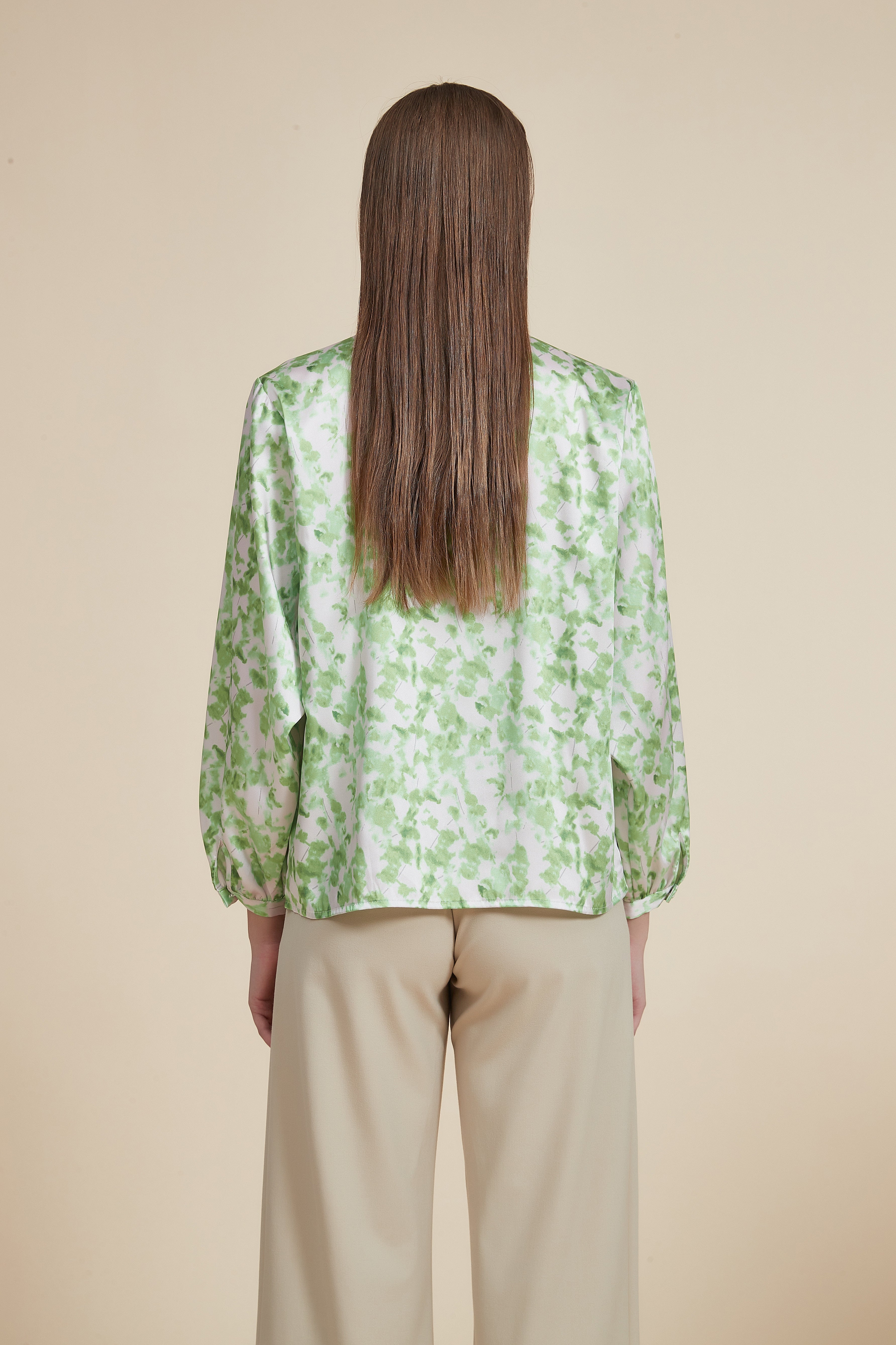 Floral Blouse with Bow Tie and Long Sleeves