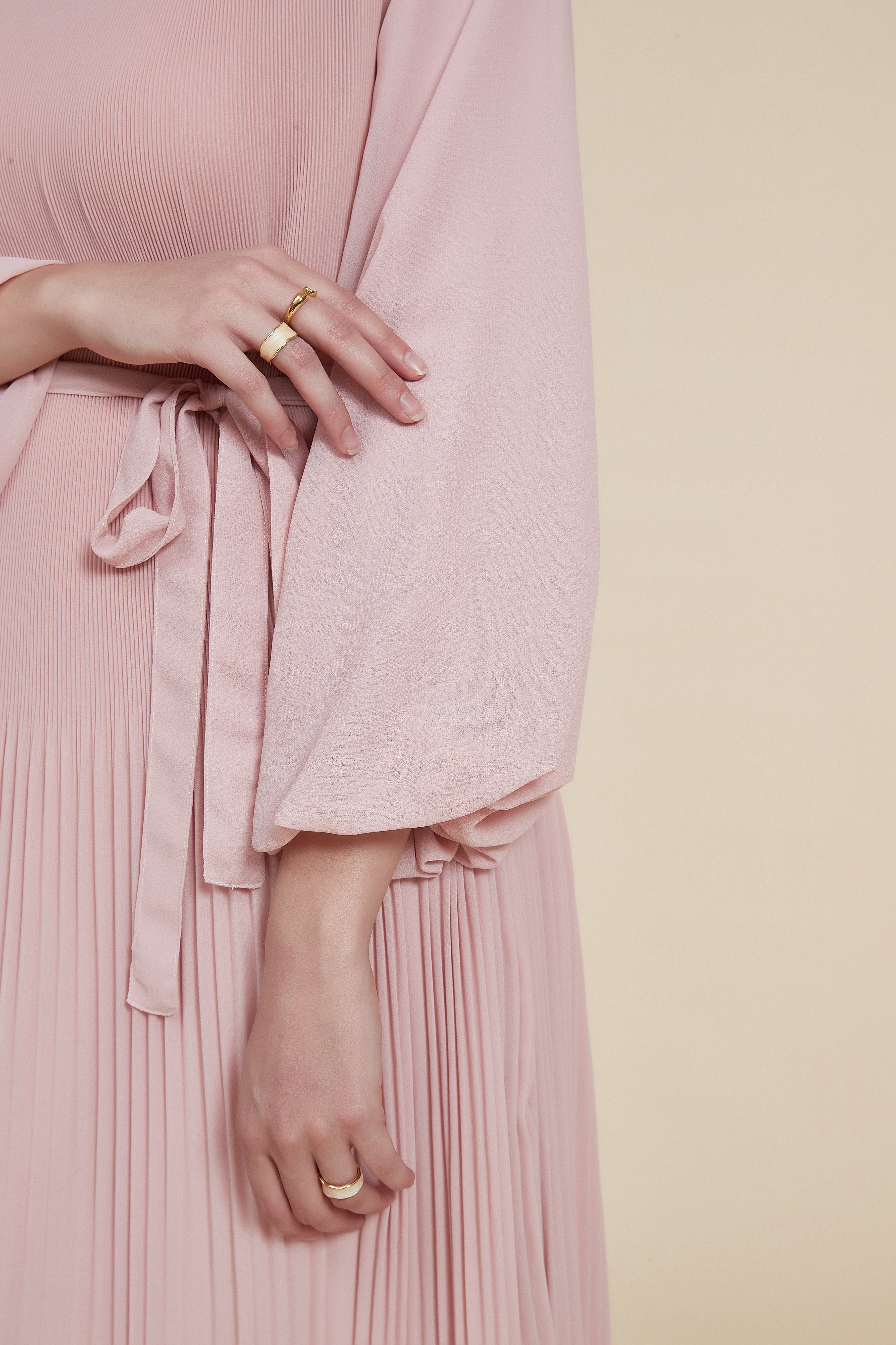 Pleated Midi Dress with Wide Long Sleeves