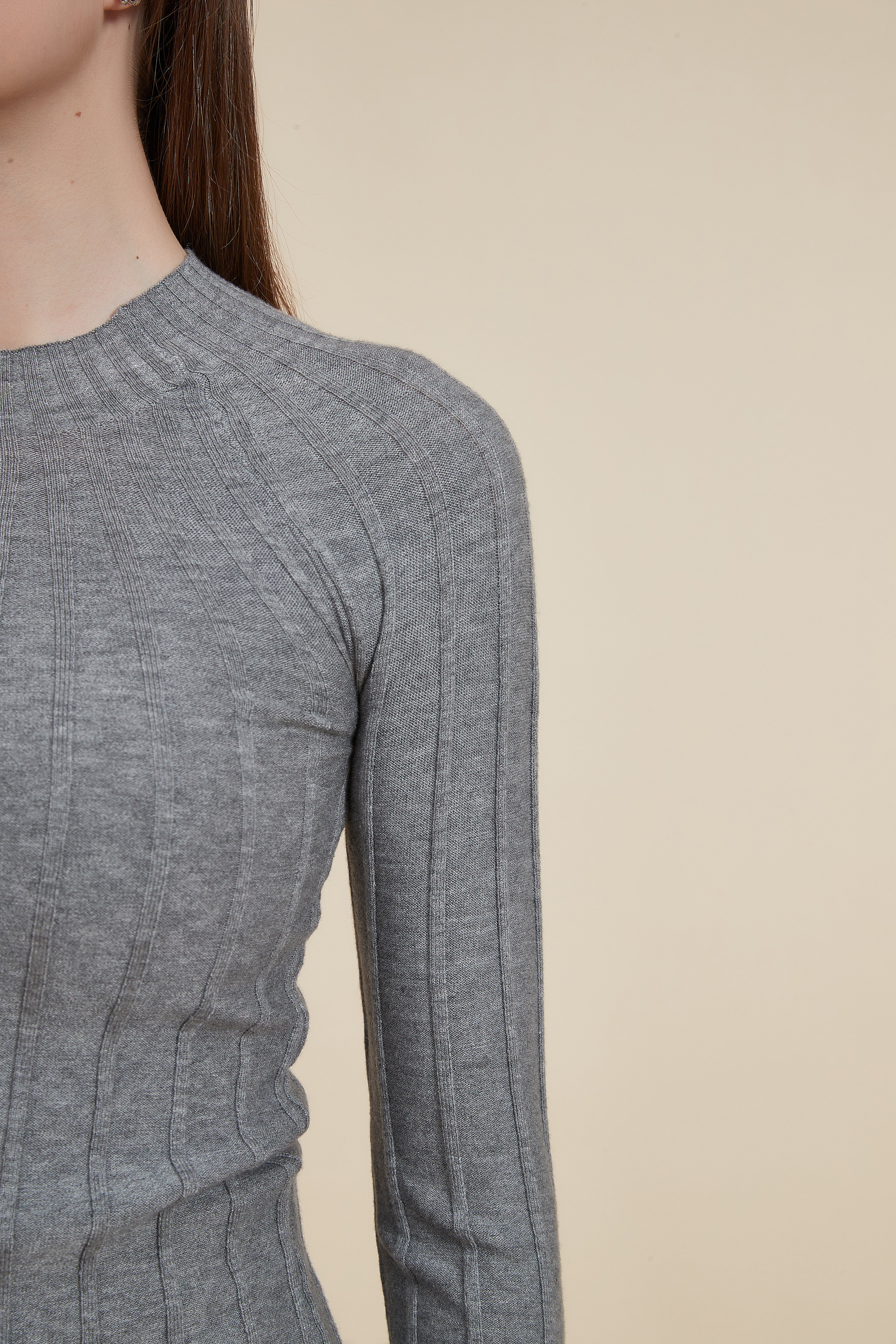 Long Sleeve Ribbed Round Neck Sweater