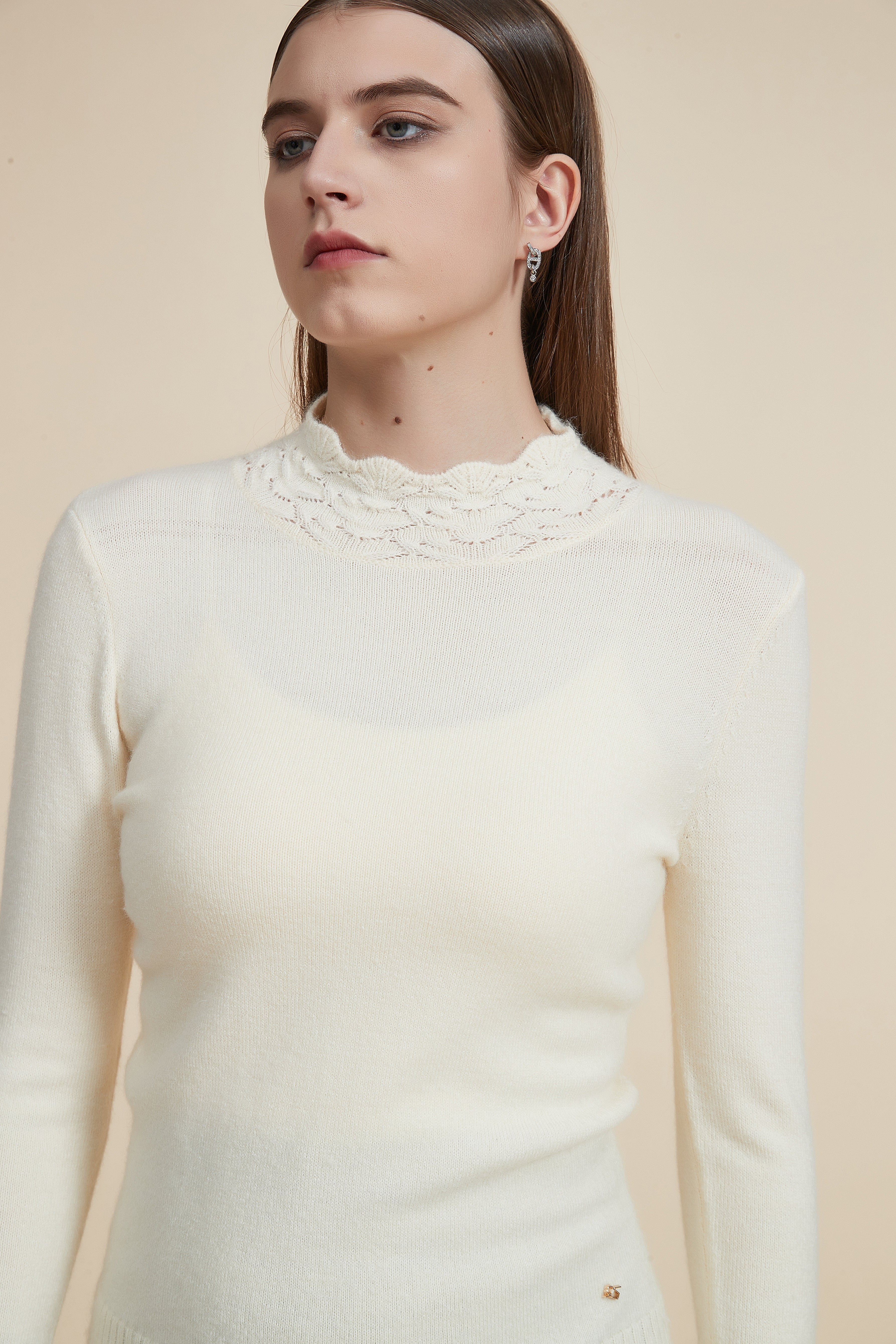 Round Neck Long Sleeve Sweater