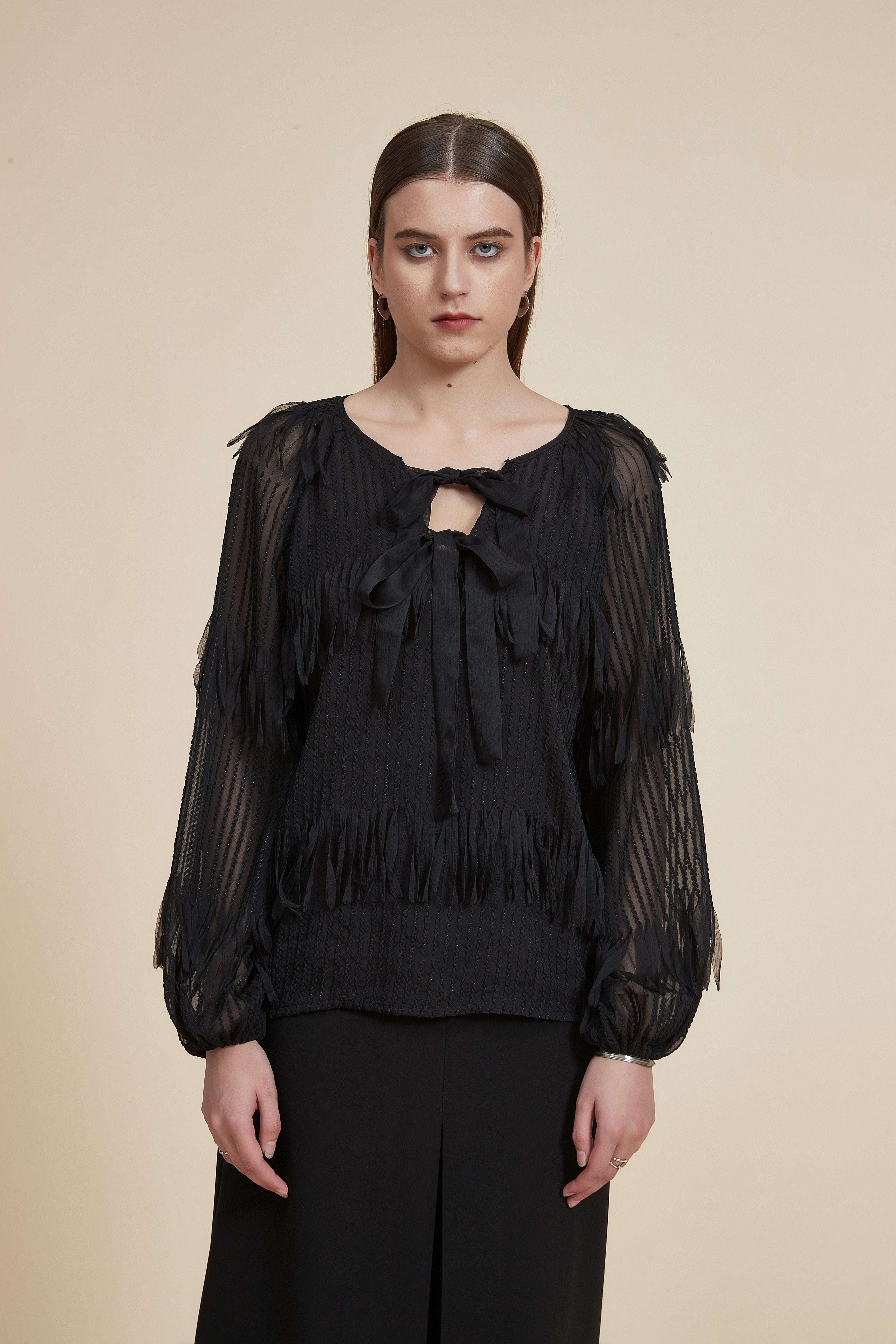Loose-Fit Long Sleeve Top with Round Neck