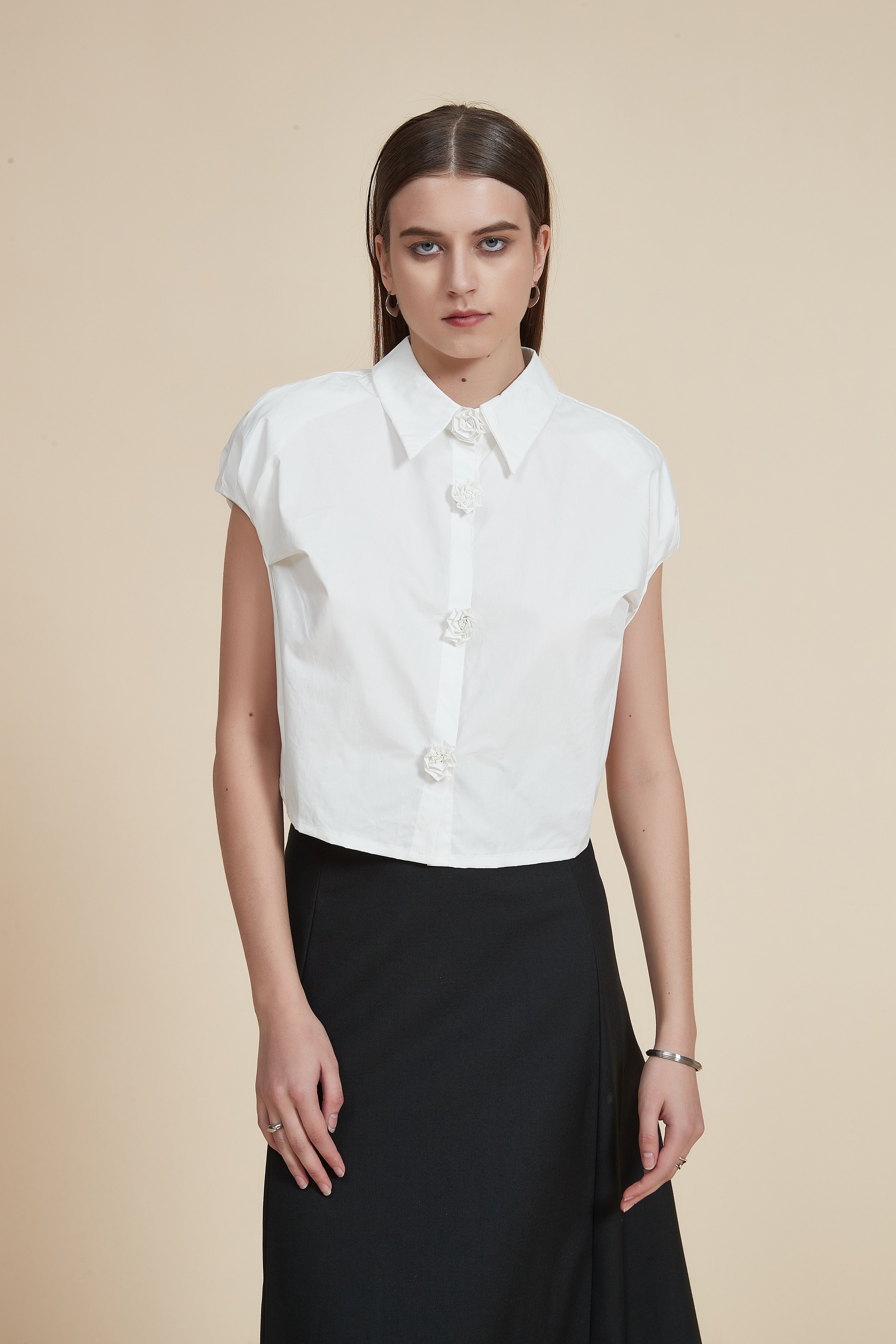 Plain Collar Sleeveless Blouse