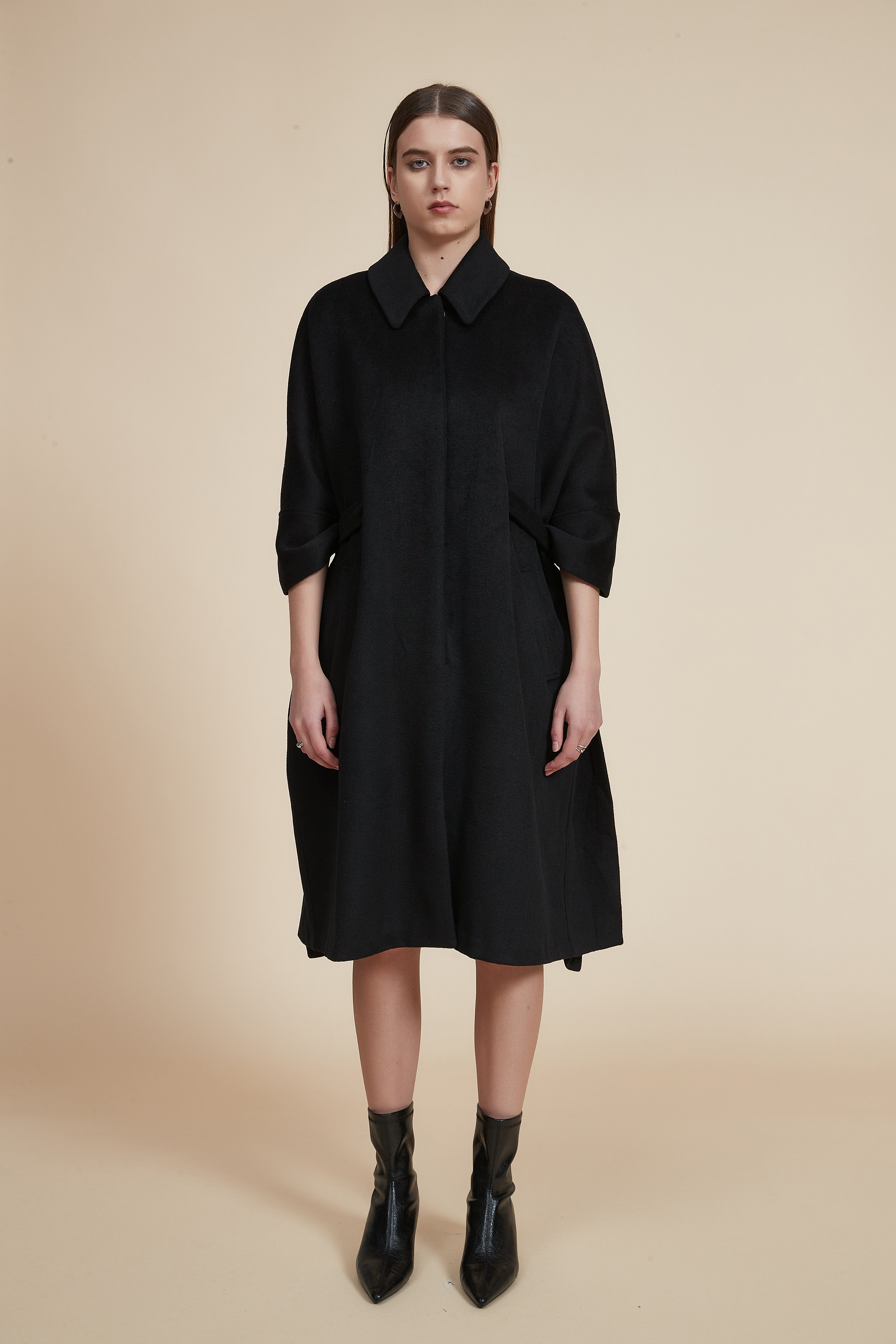 Knee-Length 4/3 Long Jacket with Shirt Collar