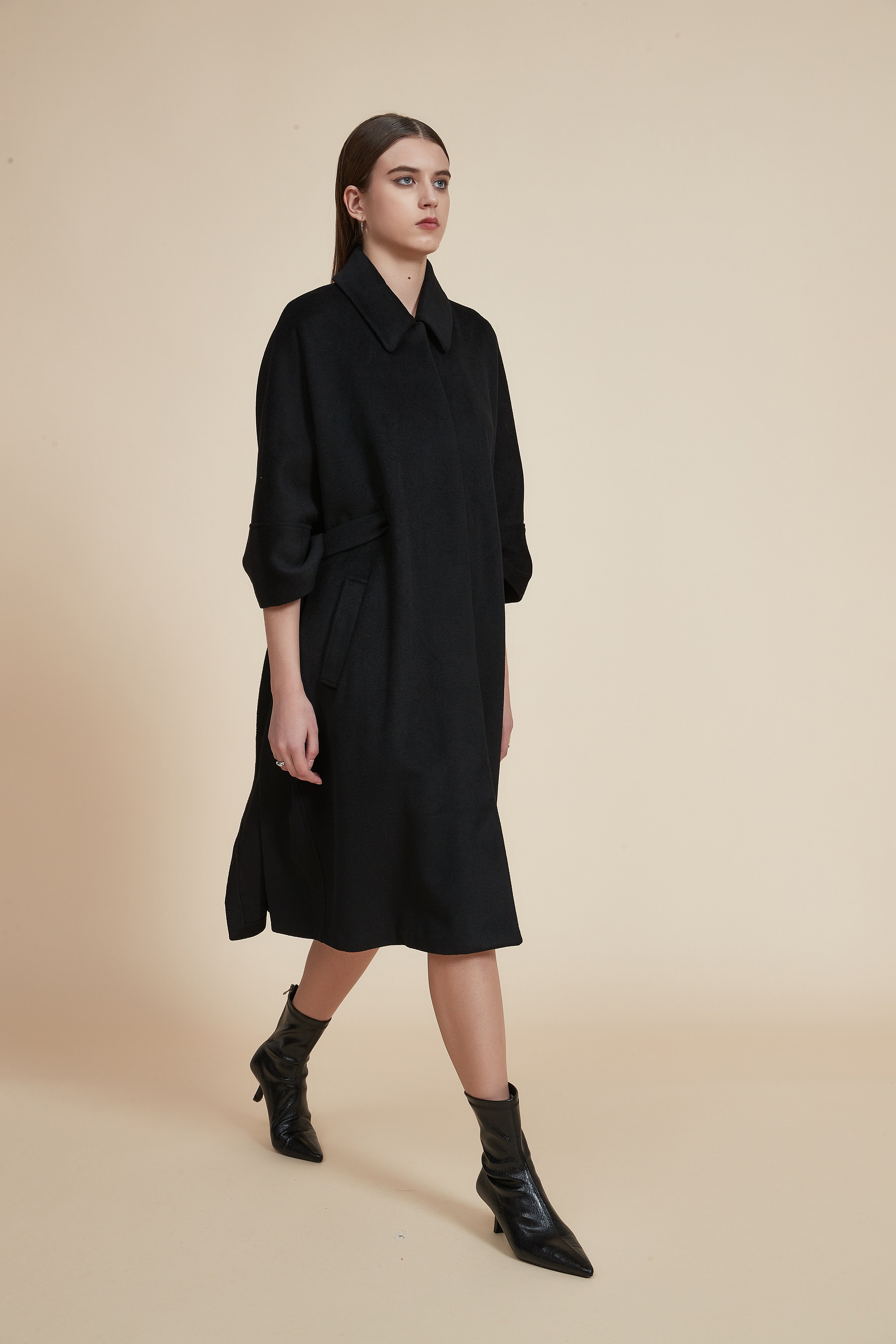 Knee-Length 4/3 Long Jacket with Shirt Collar