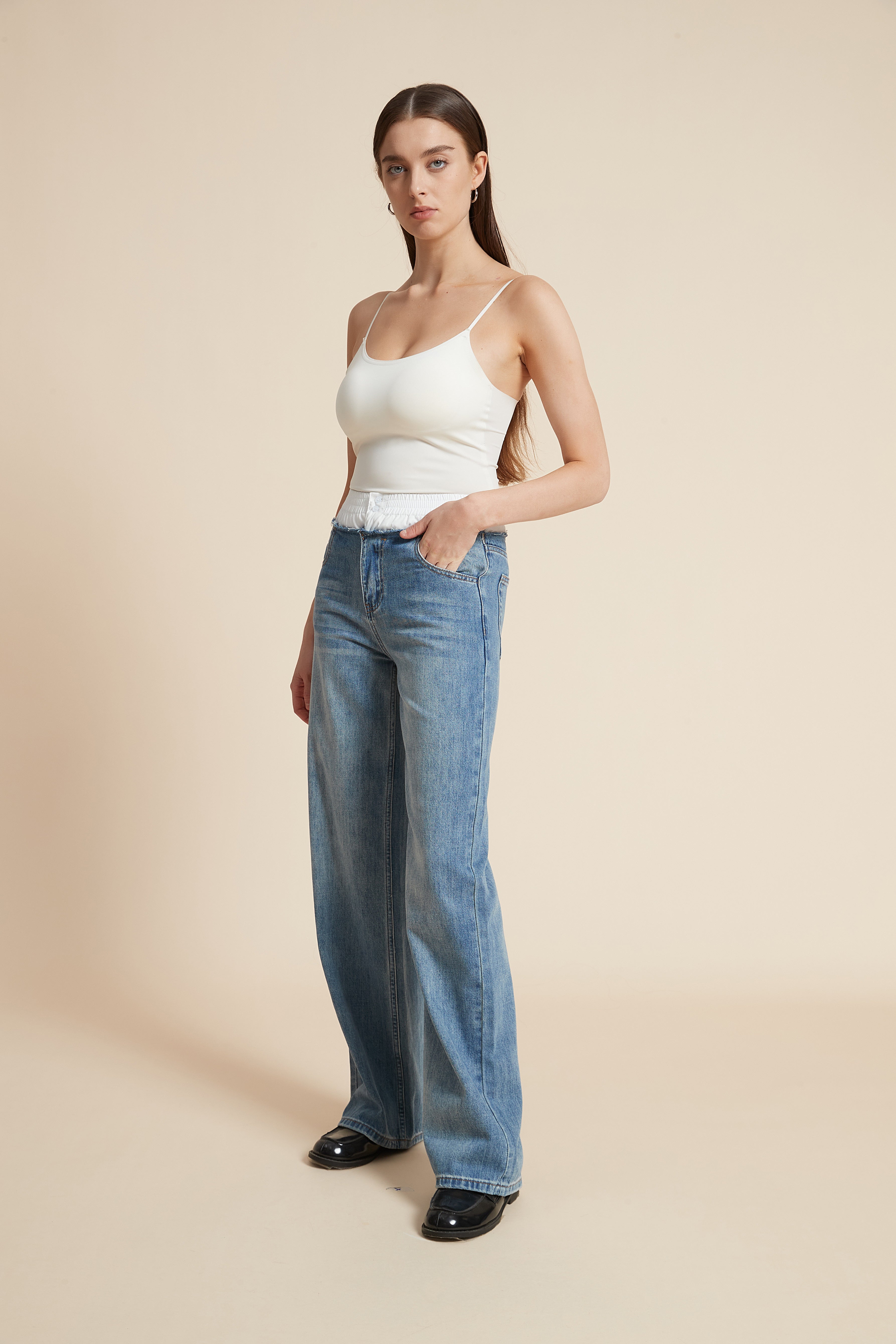 Wide-Leg Long Jeans