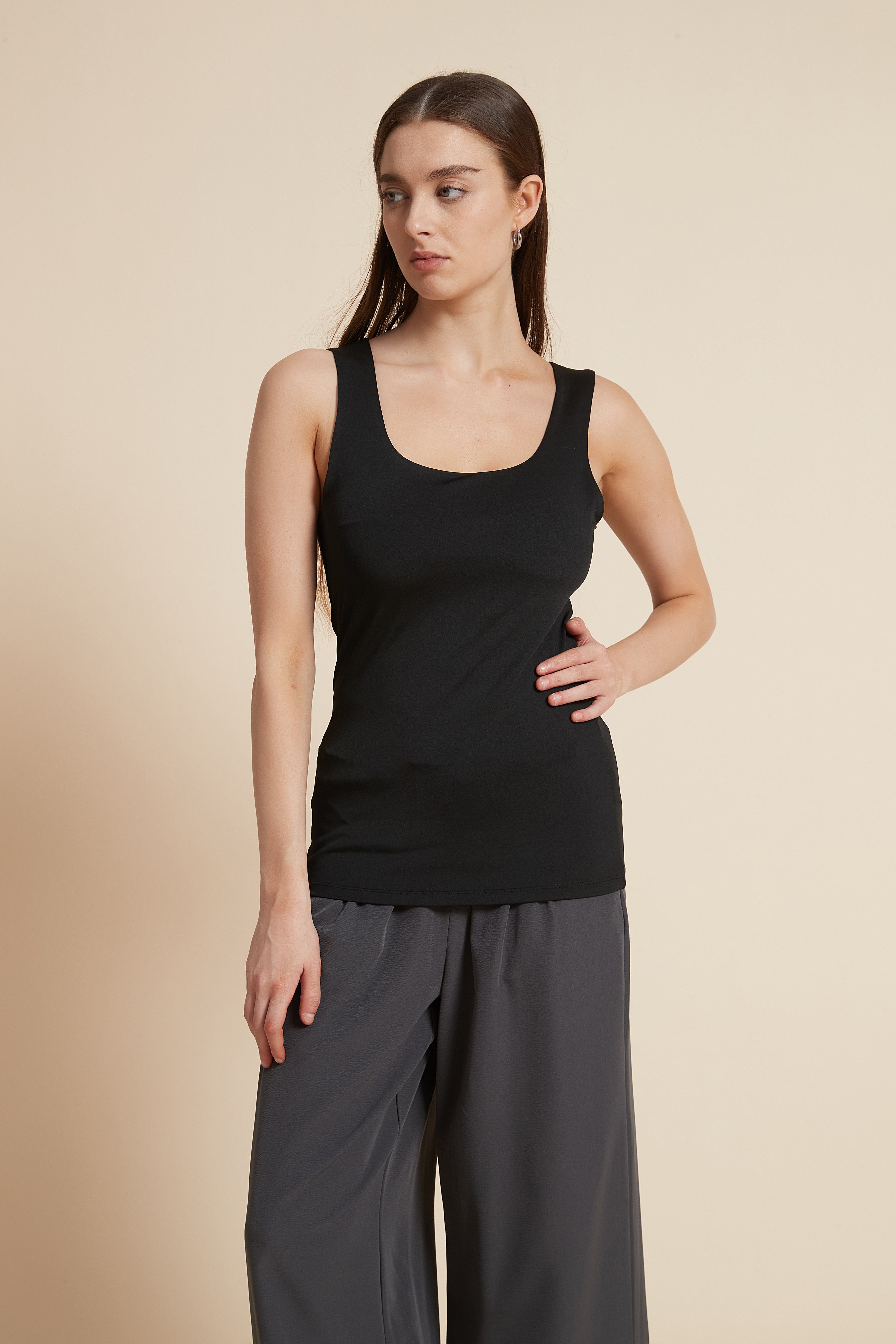 Sleeveless Solid Blouse