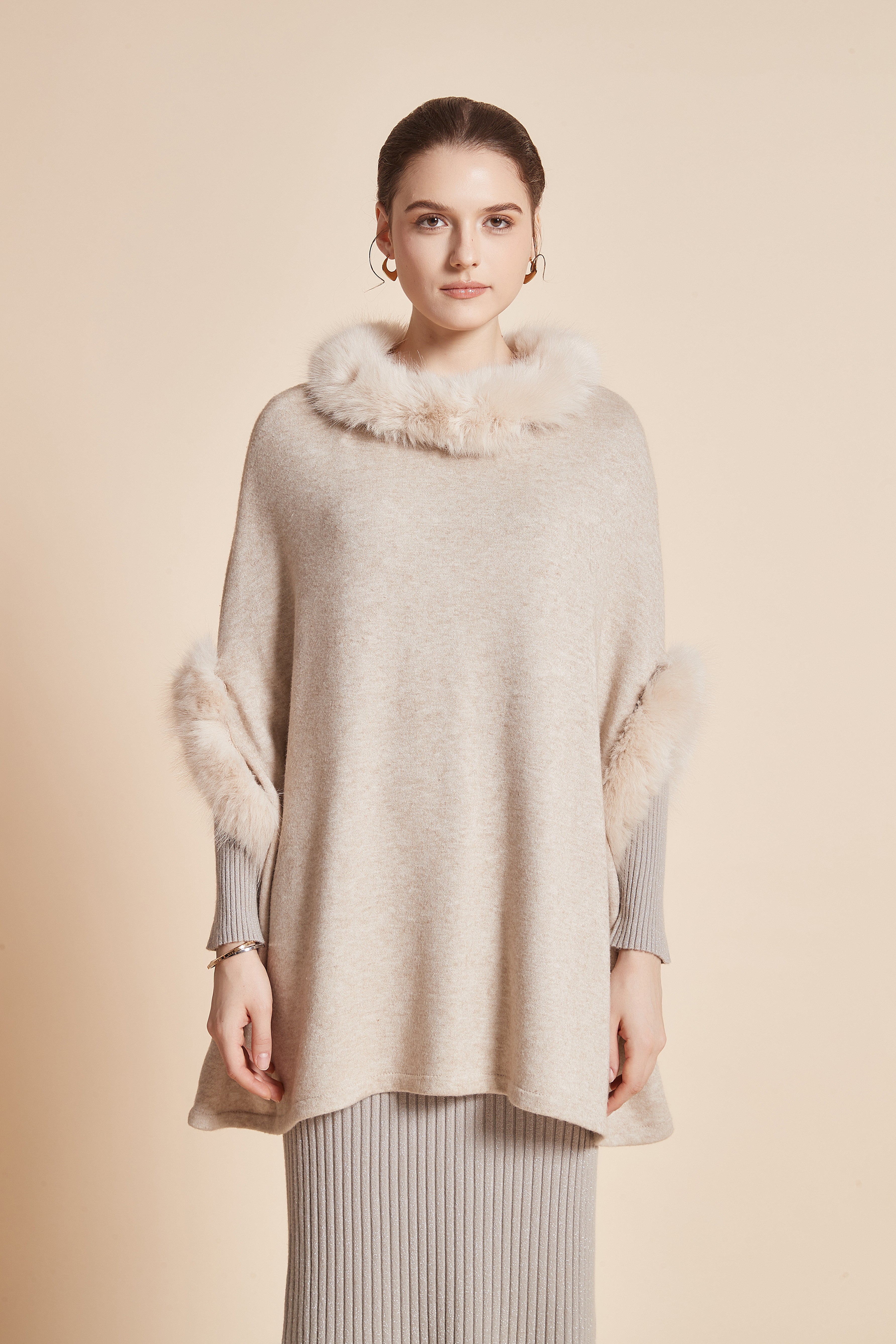 Long Blouse With Half Sleeves And Fur On Collar And Sleeves