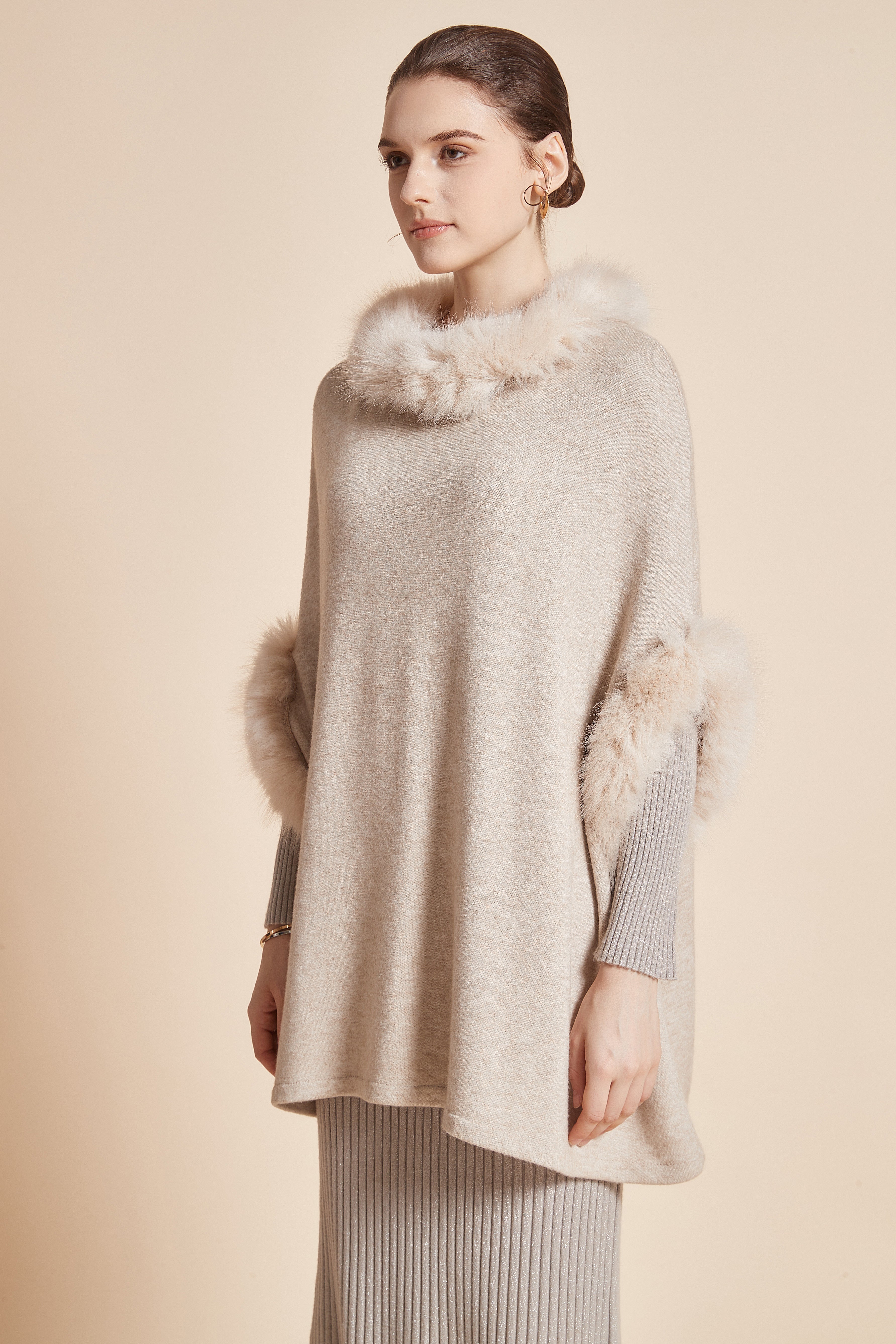 Long Blouse With Half Sleeves And Fur On Collar And Sleeves
