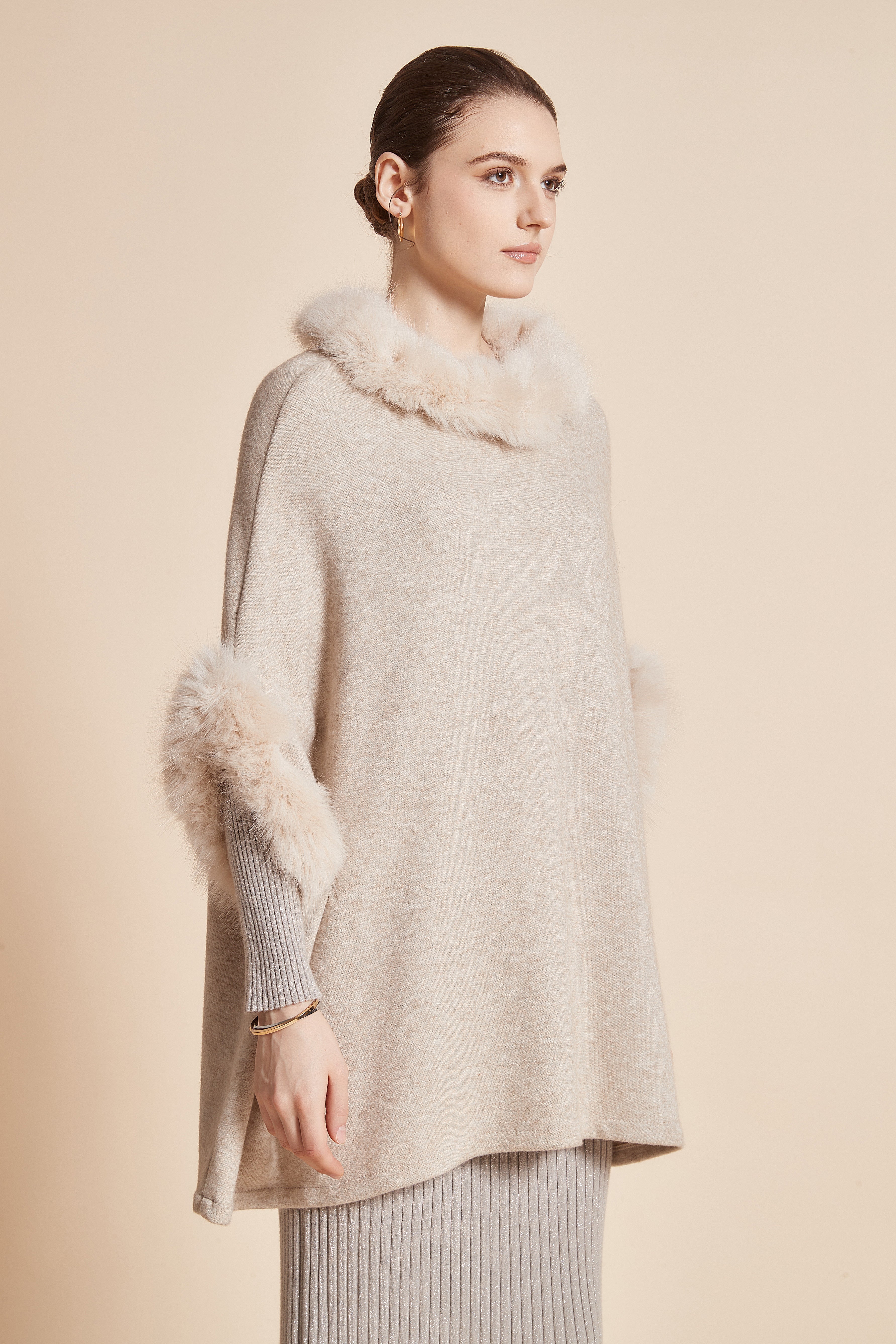 Long Blouse With Half Sleeves And Fur On Collar And Sleeves