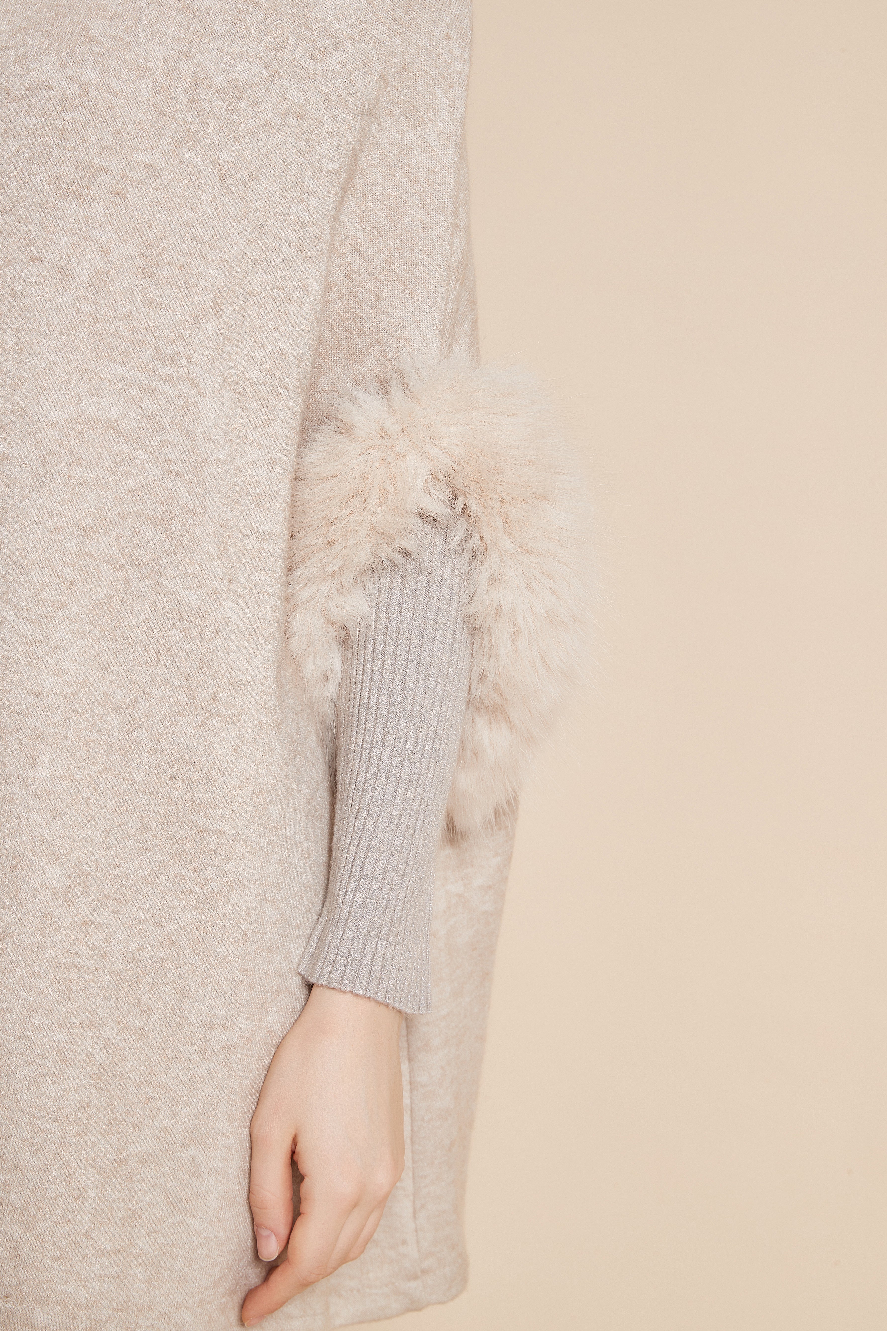 Long Blouse With Half Sleeves And Fur On Collar And Sleeves