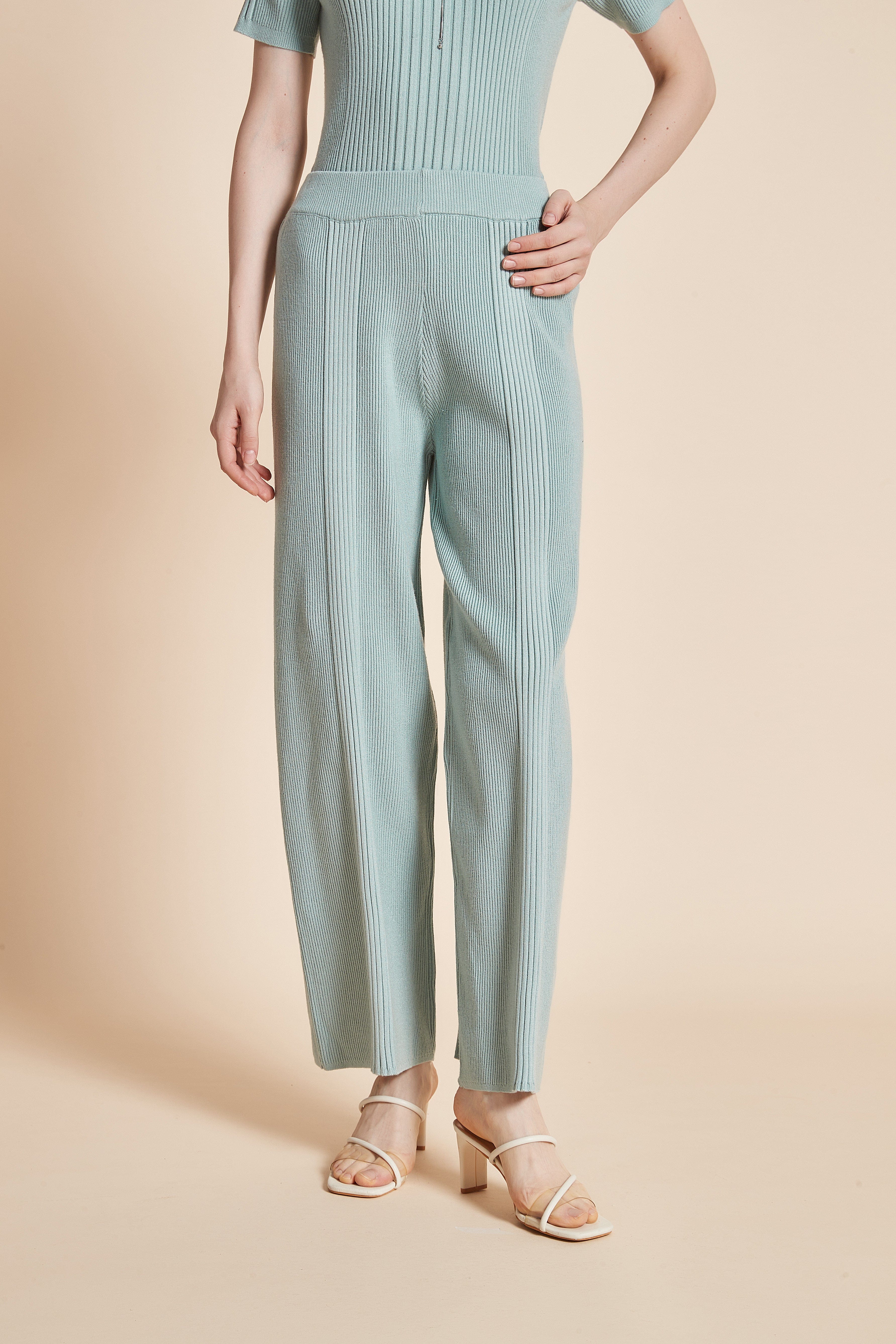 Comfortable wide-leg long pants
