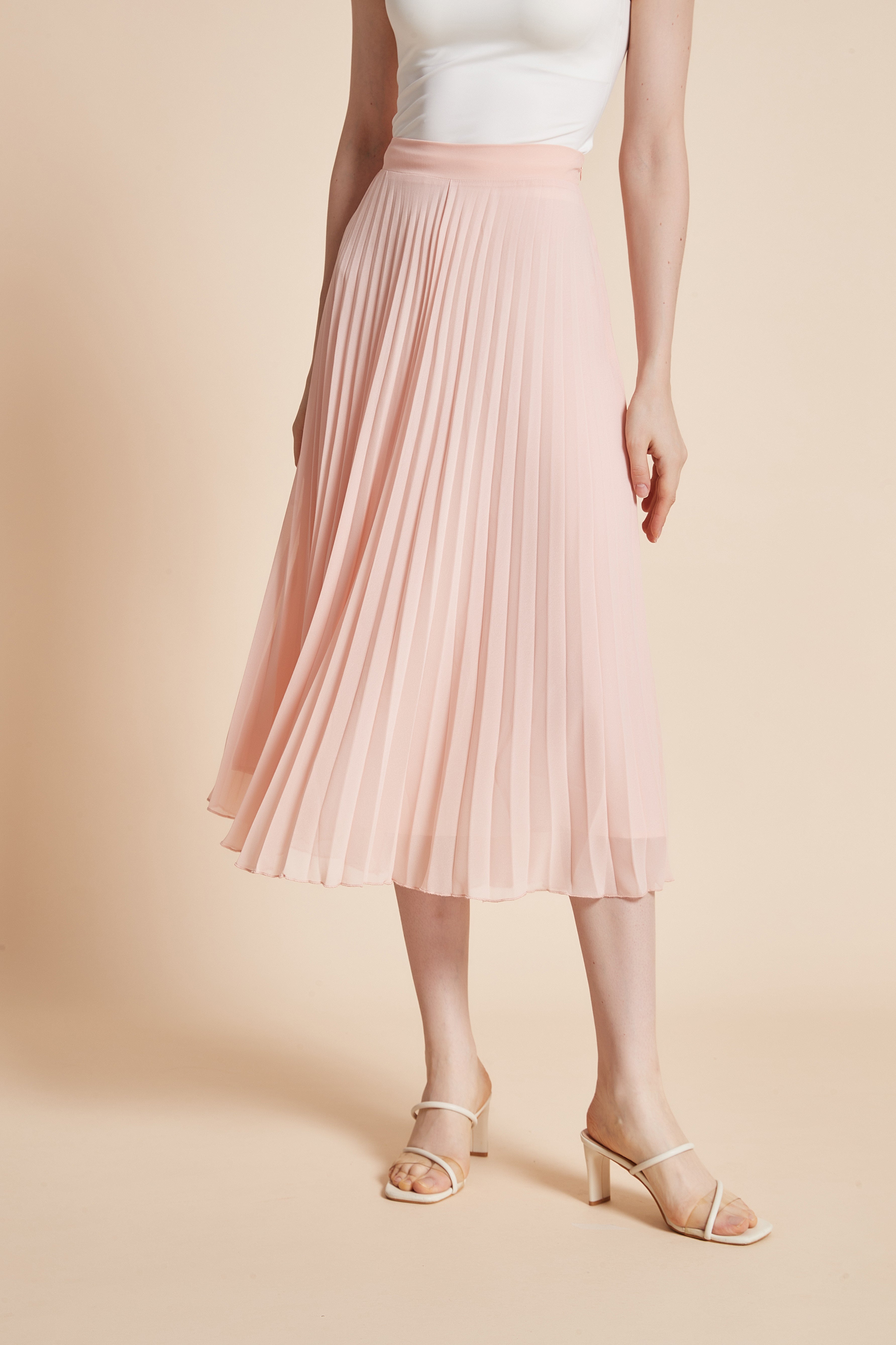 Yola Midi skirt with wide ruffle detail
