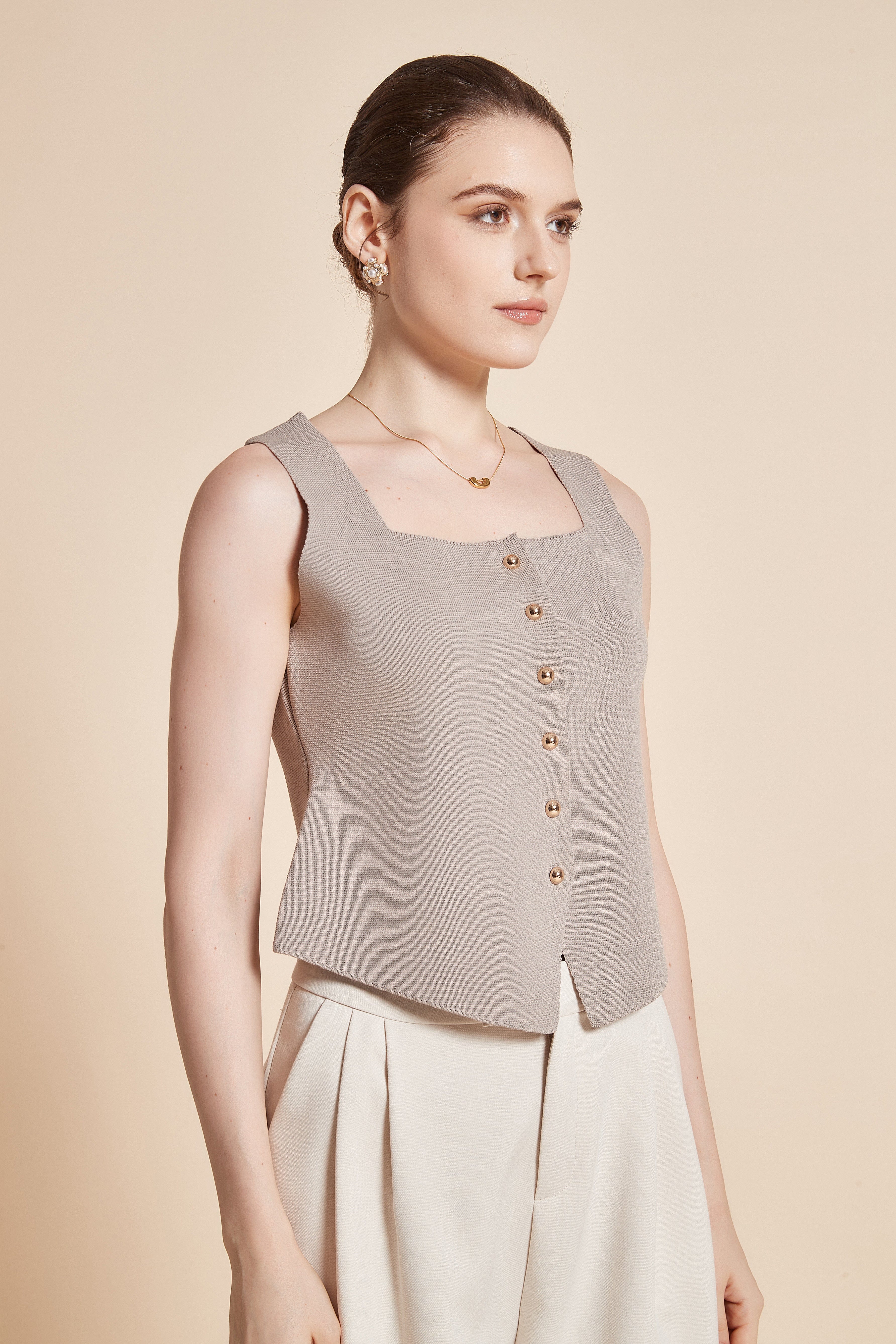 Plain Sleeveless Blouse With Front Buttons