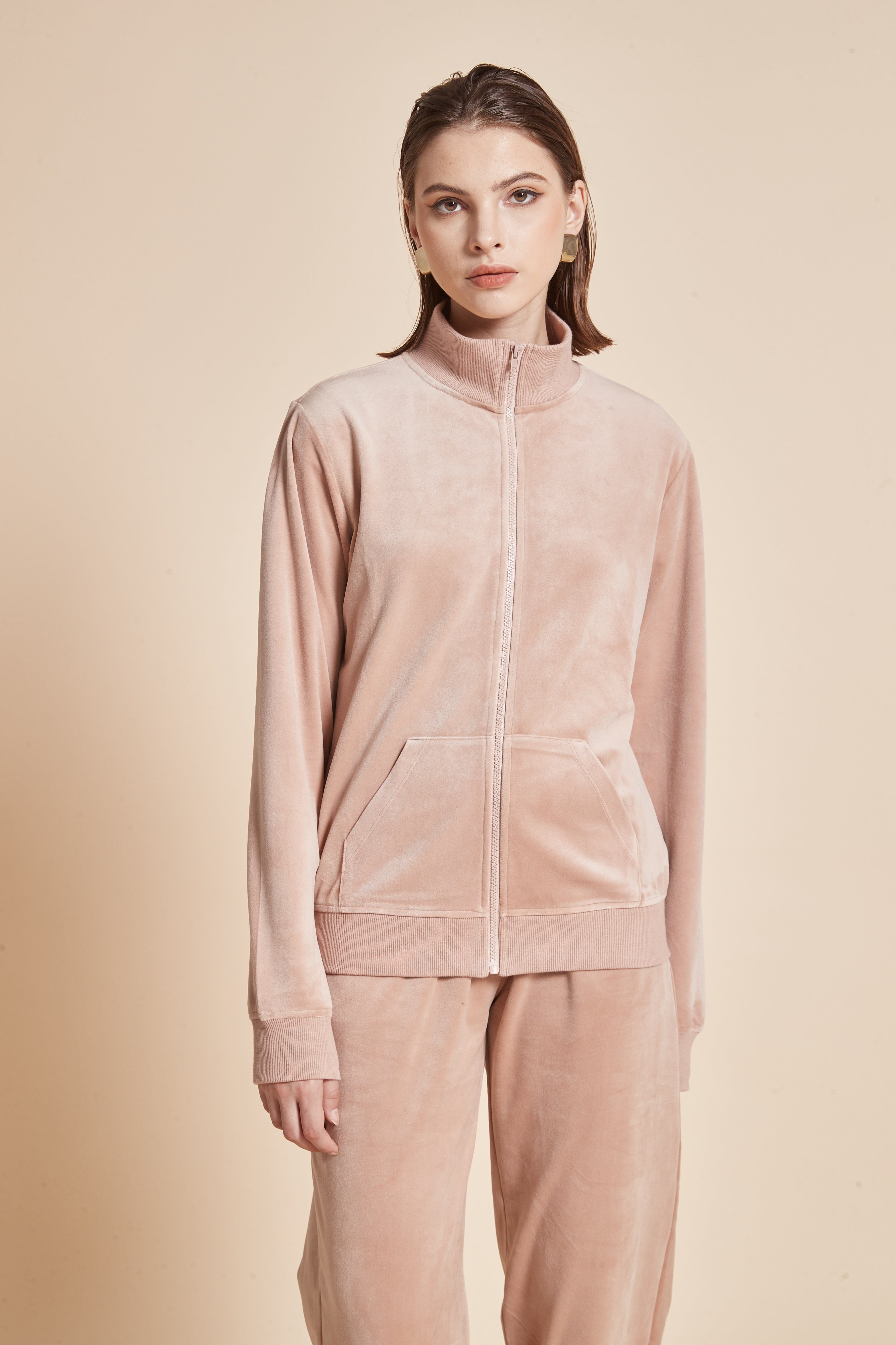 Winter Jacket With Front Zipper, Long Sleeves, And Front Pockets