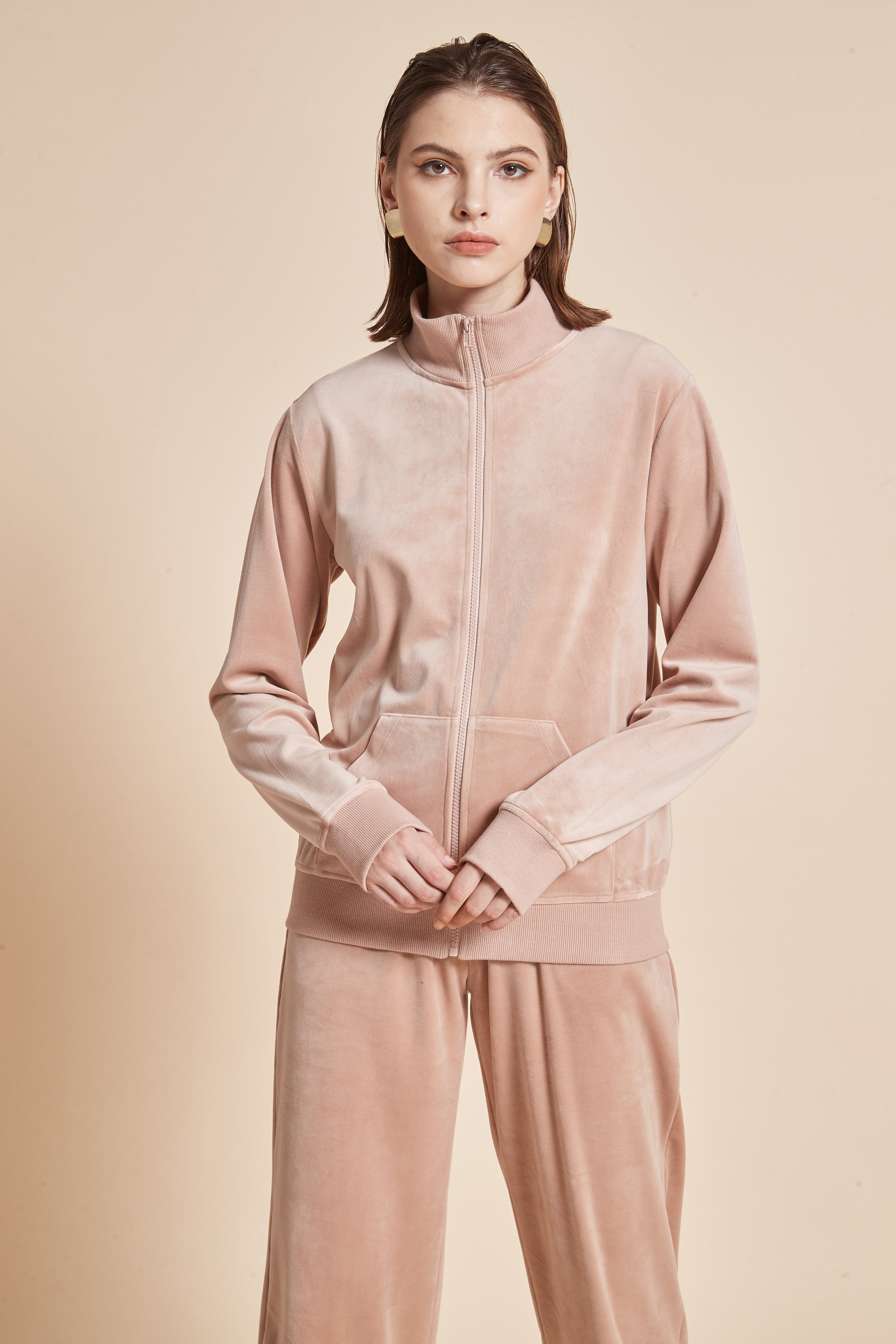 Winter Jacket With Front Zipper, Long Sleeves, And Front Pockets