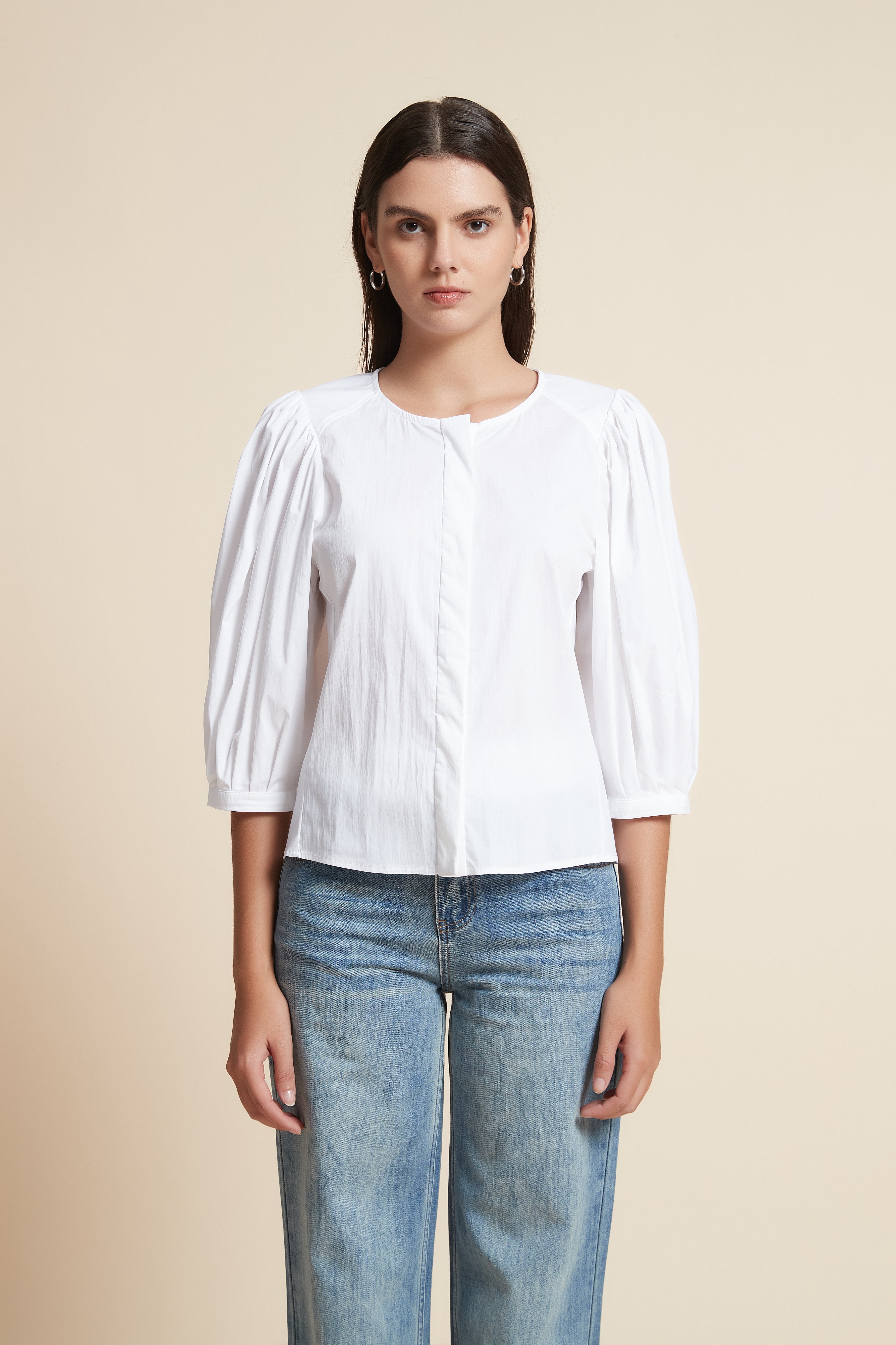 3/4 Sleeve Cropped Blouse with Round Neck