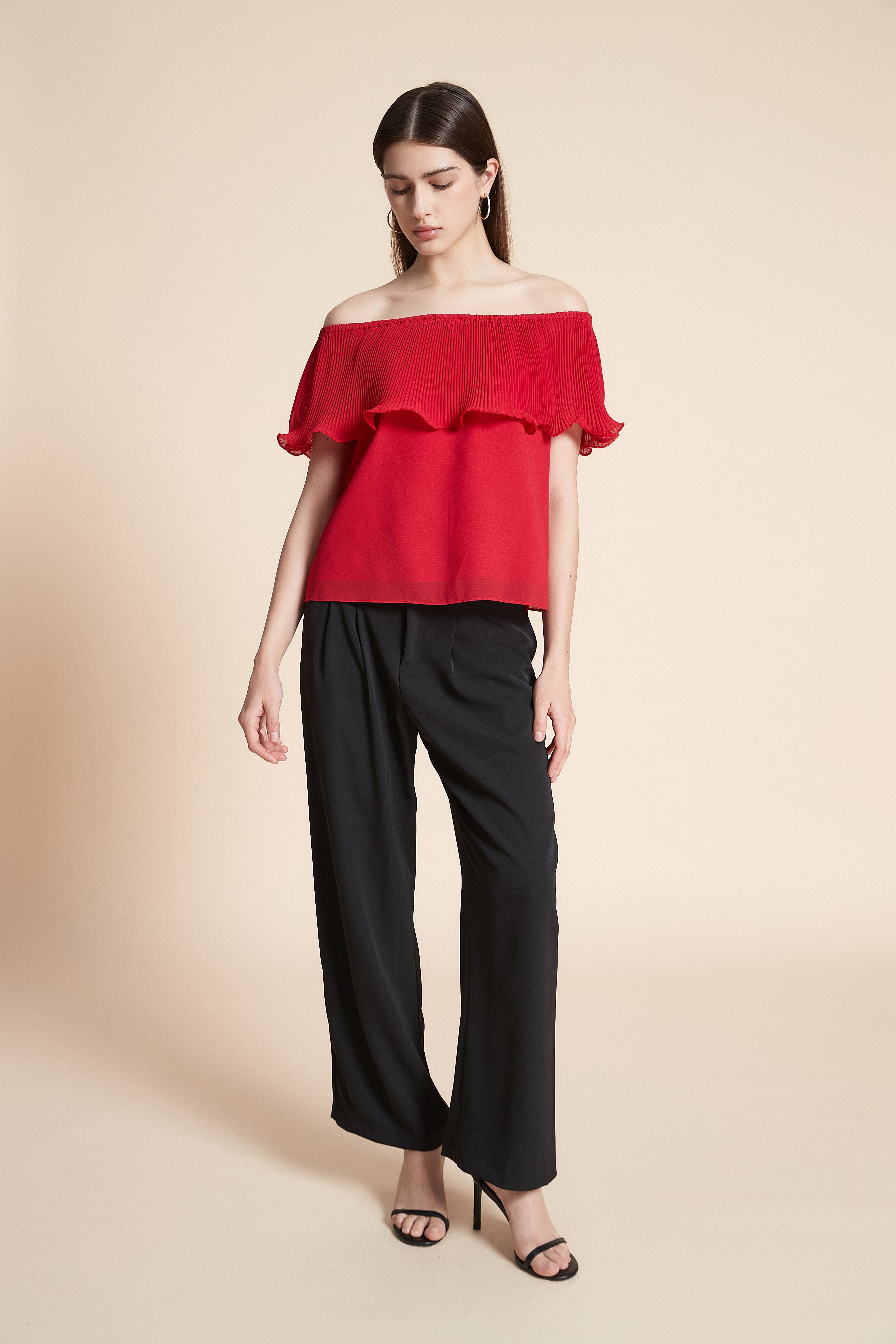 Plain Off-The-Shoulder Crop Top